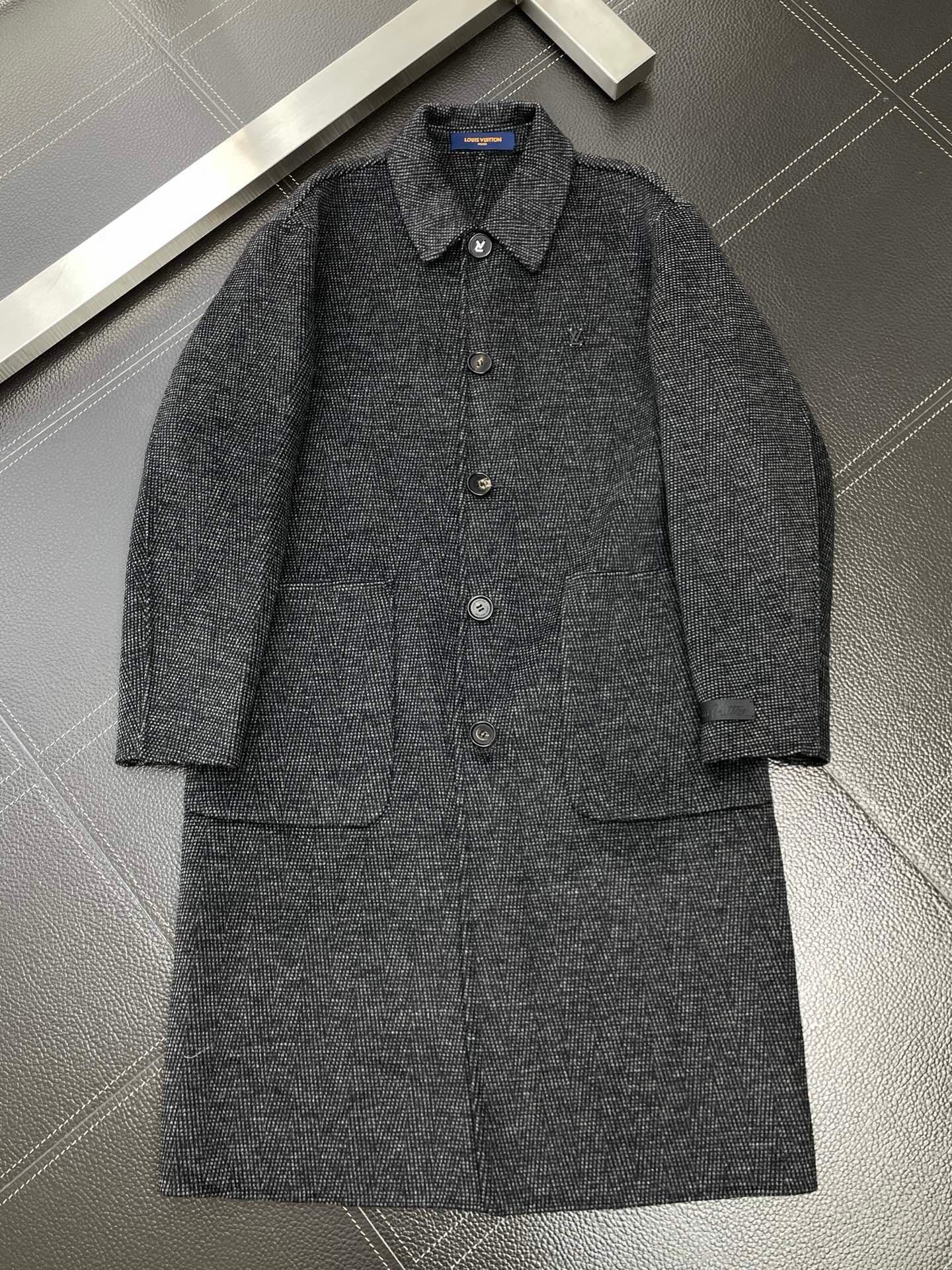 L X V Wool coat(Men's style)