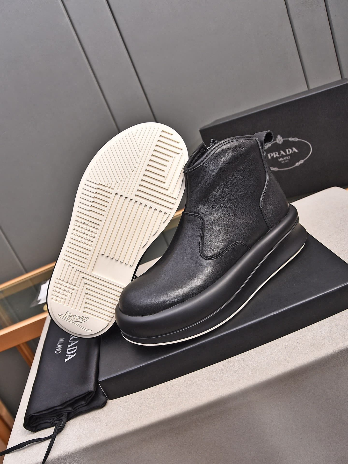 PRD sneaker 2025