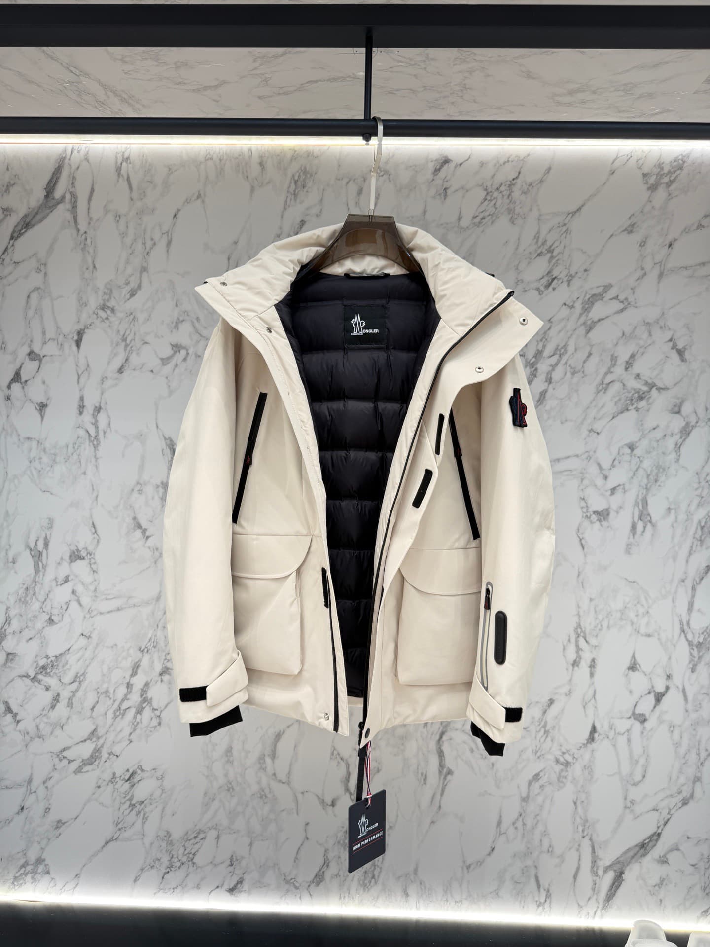 MONC Down Jacket 2025