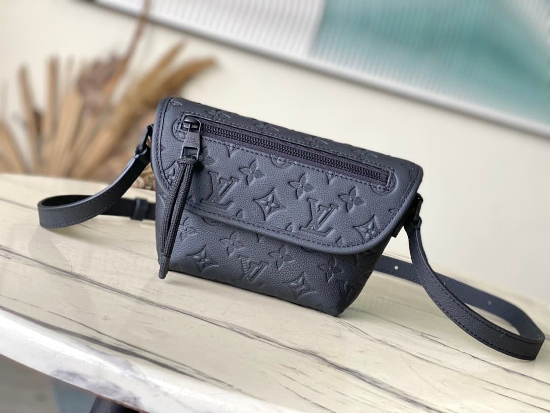 L X V PULSE M14794/M12636 22.5x16x5cm(Multiple colors)