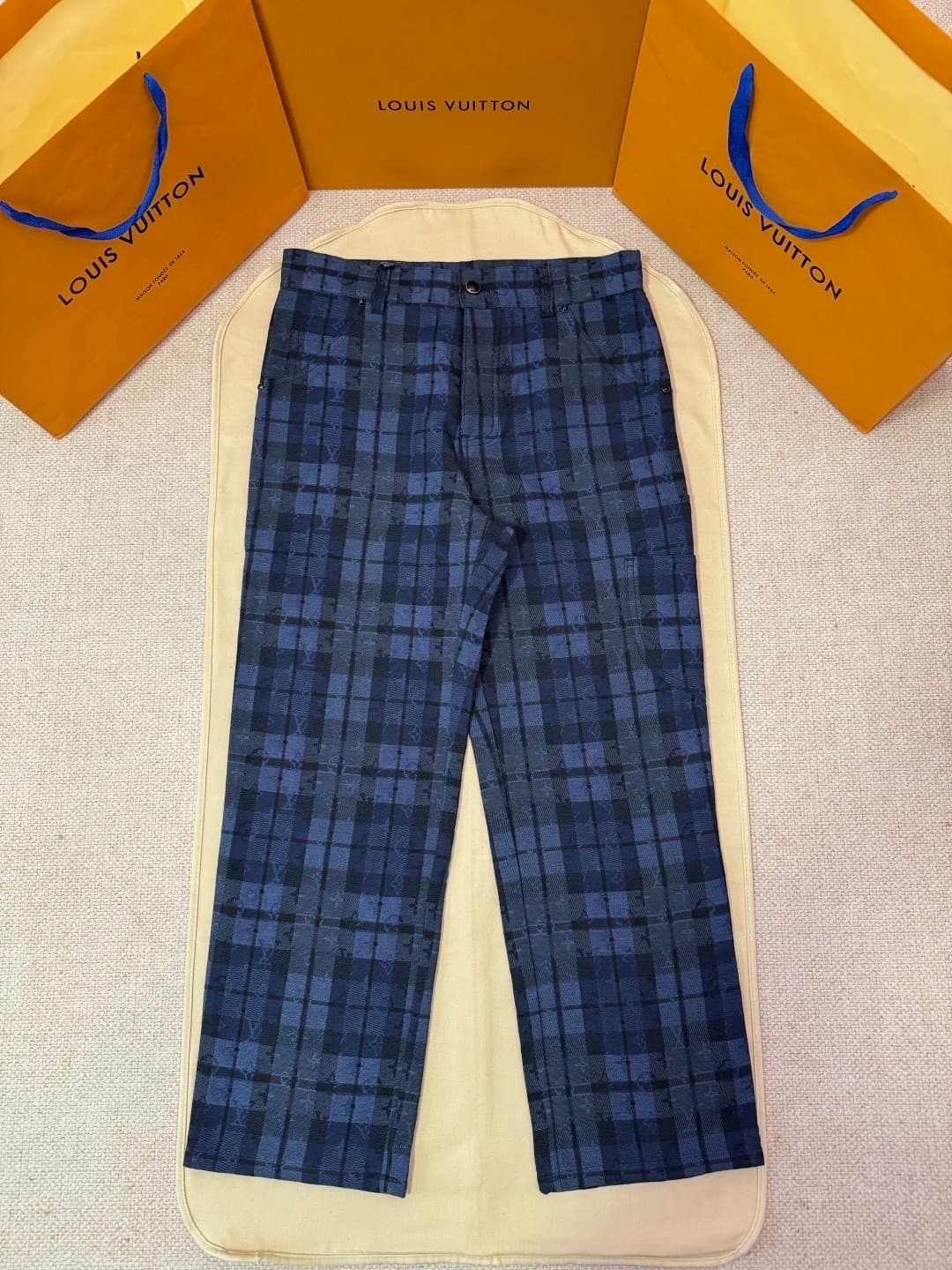 L X V Trousers