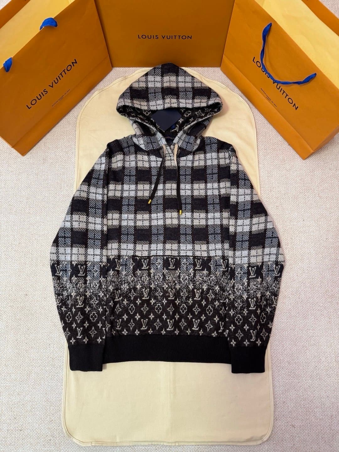 L X V Sweater