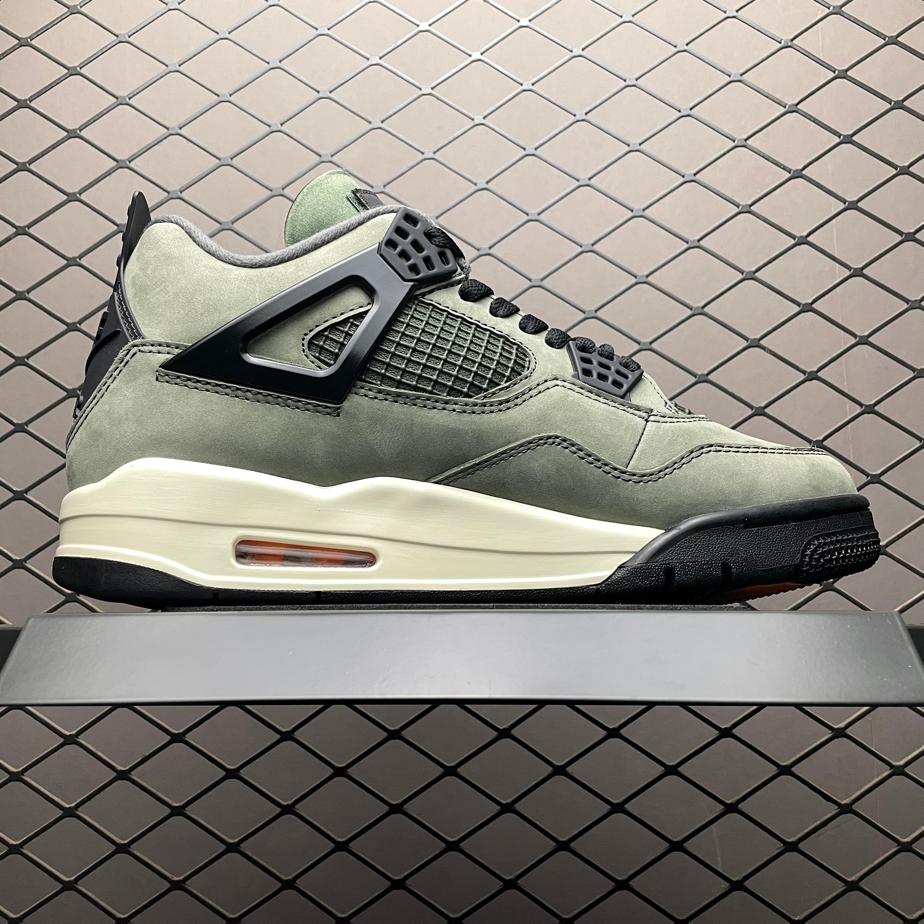 JRD 4 Sneakers