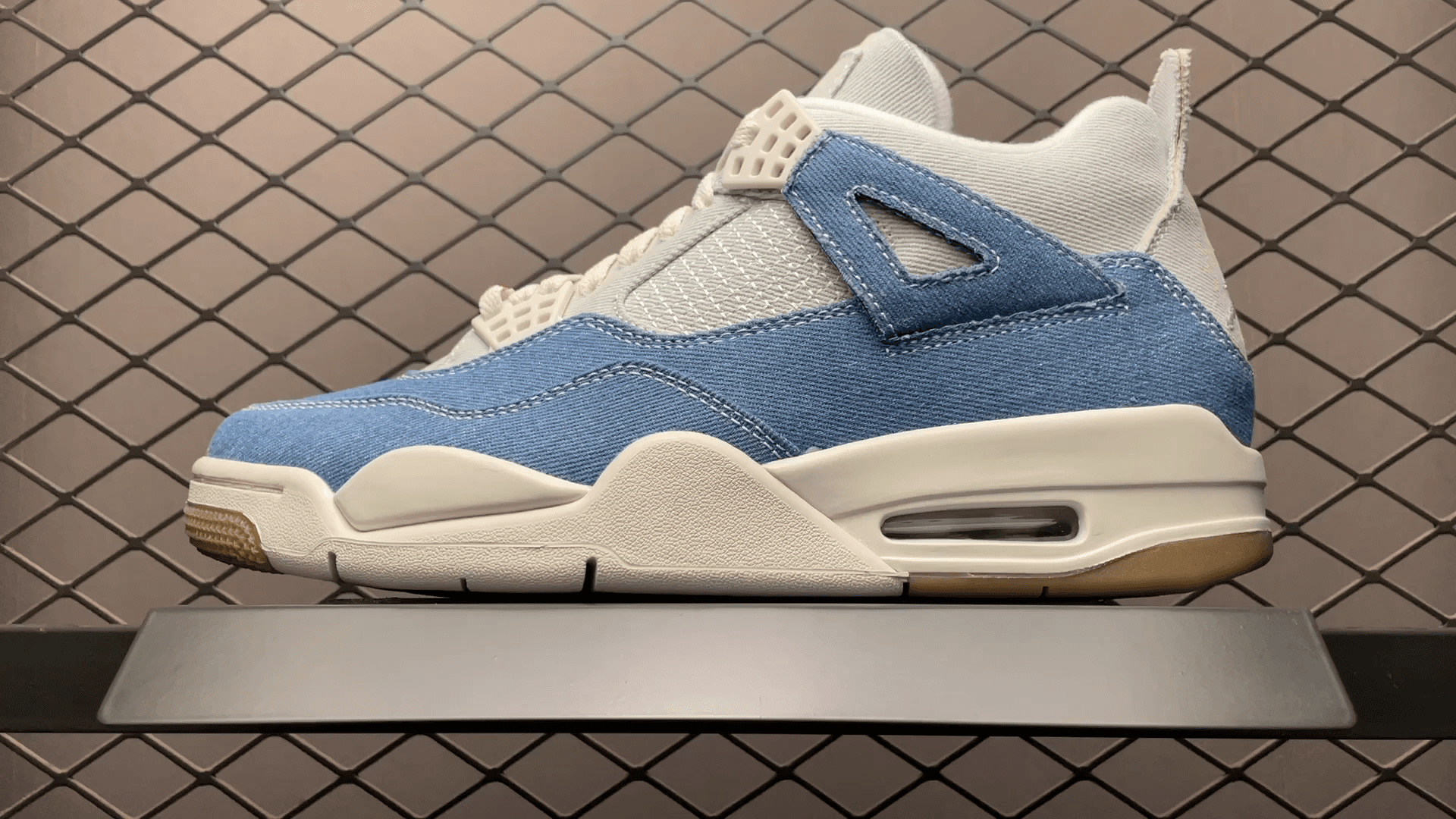 AJ 4 Denim “Worn Blue”2025