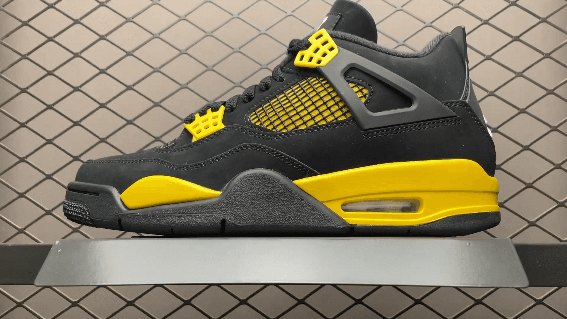 JRD 4 Retro Thunder 308497-017