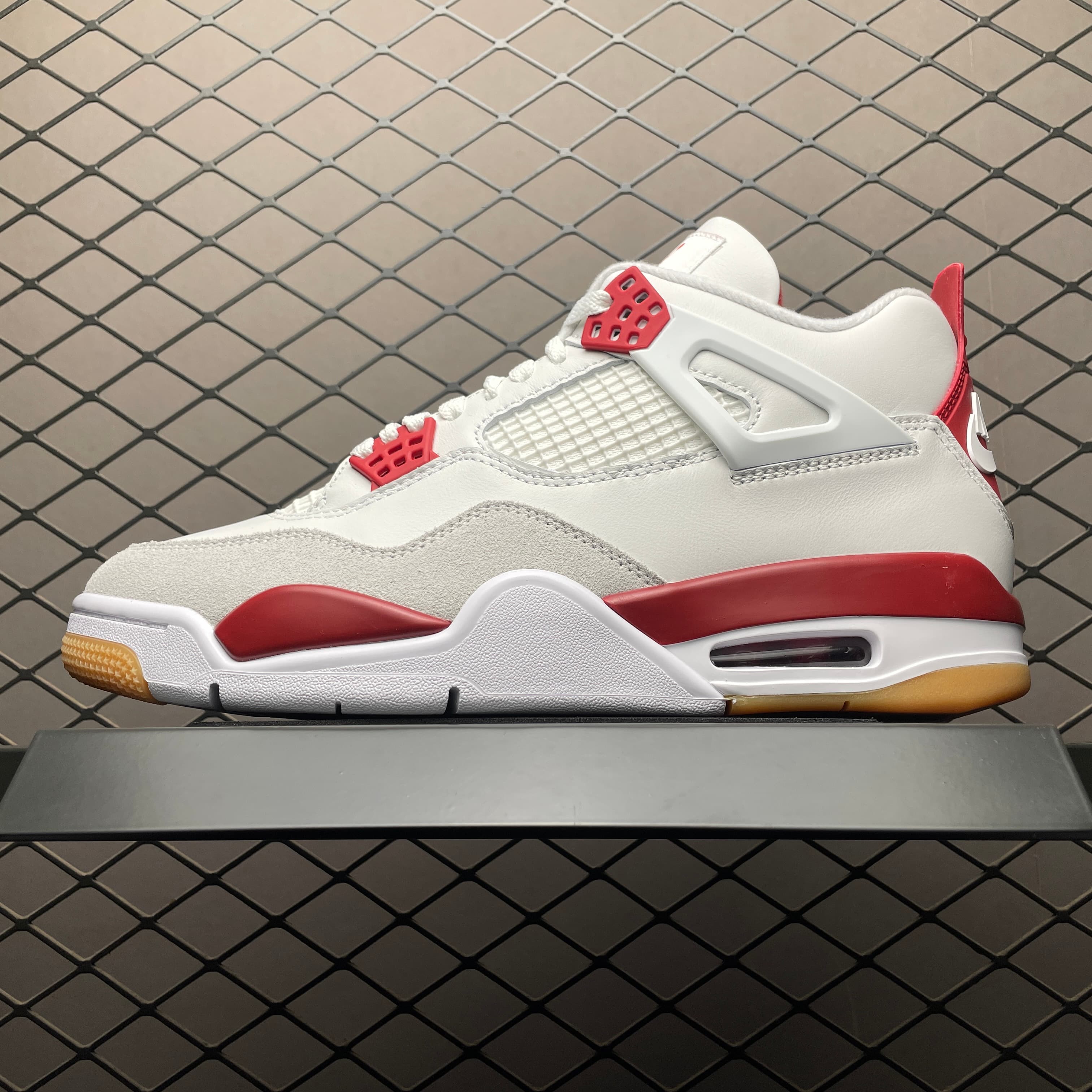 NK SB x Air JRD 4 DR5415-160