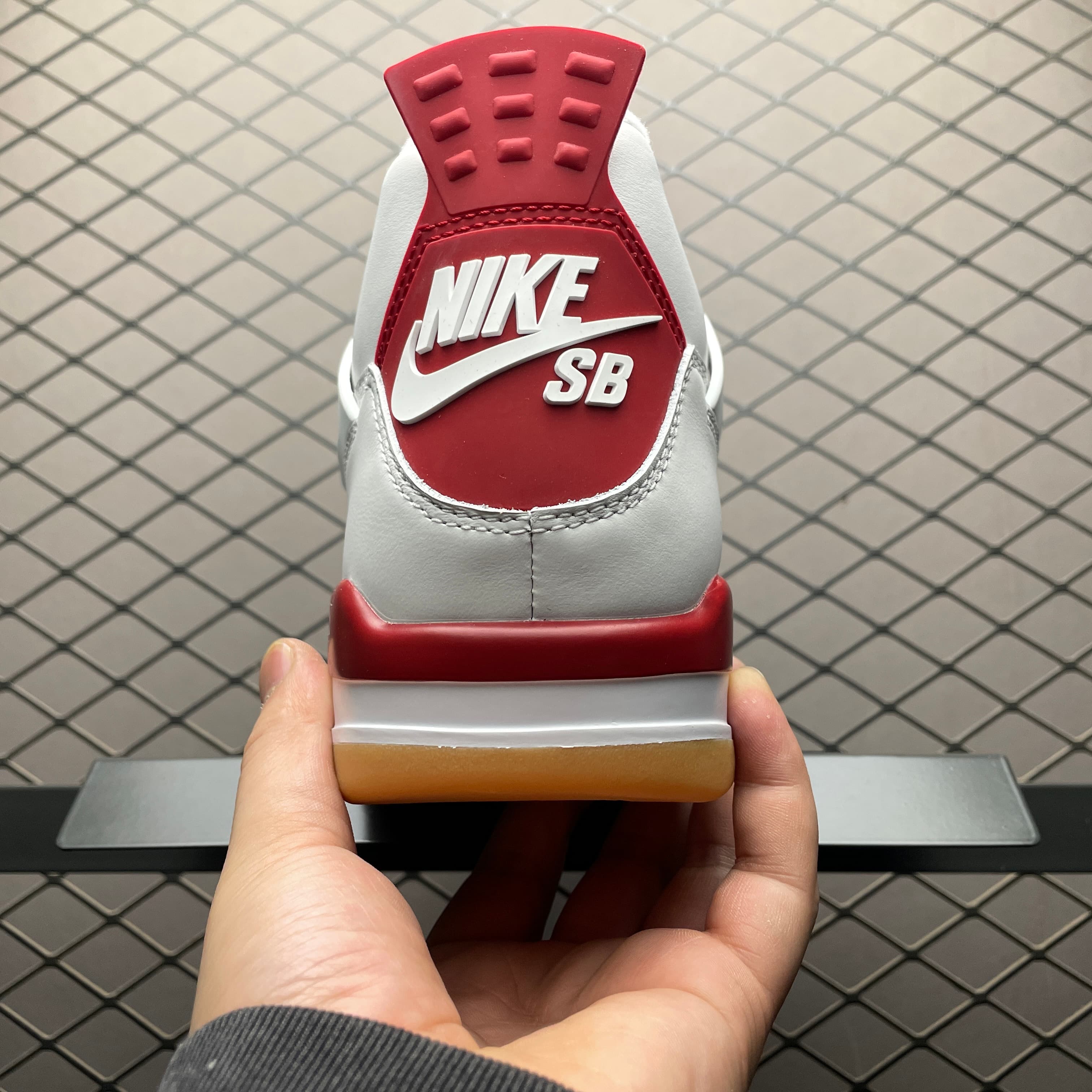 NK SB x Air JRD 4 DR5415-160