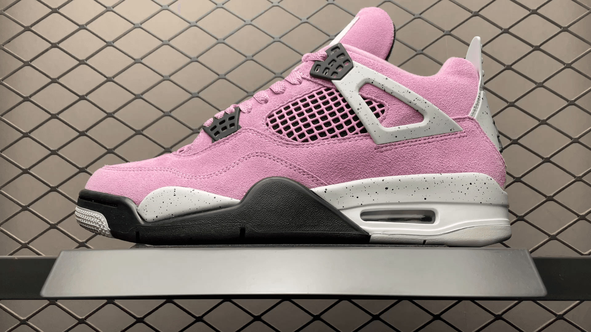 JRD 4 Retro Pink