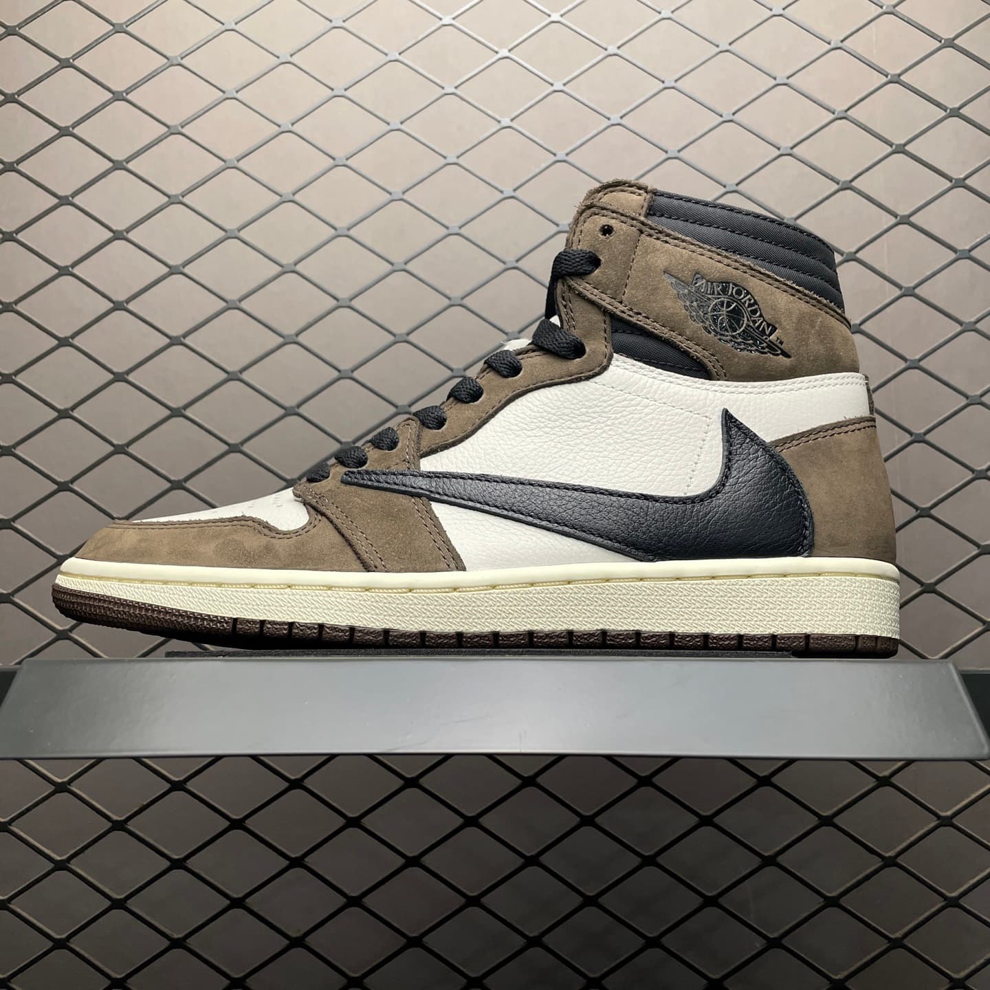 JRD 1 Retro High OG SP "Travis Scott" CD4487-100