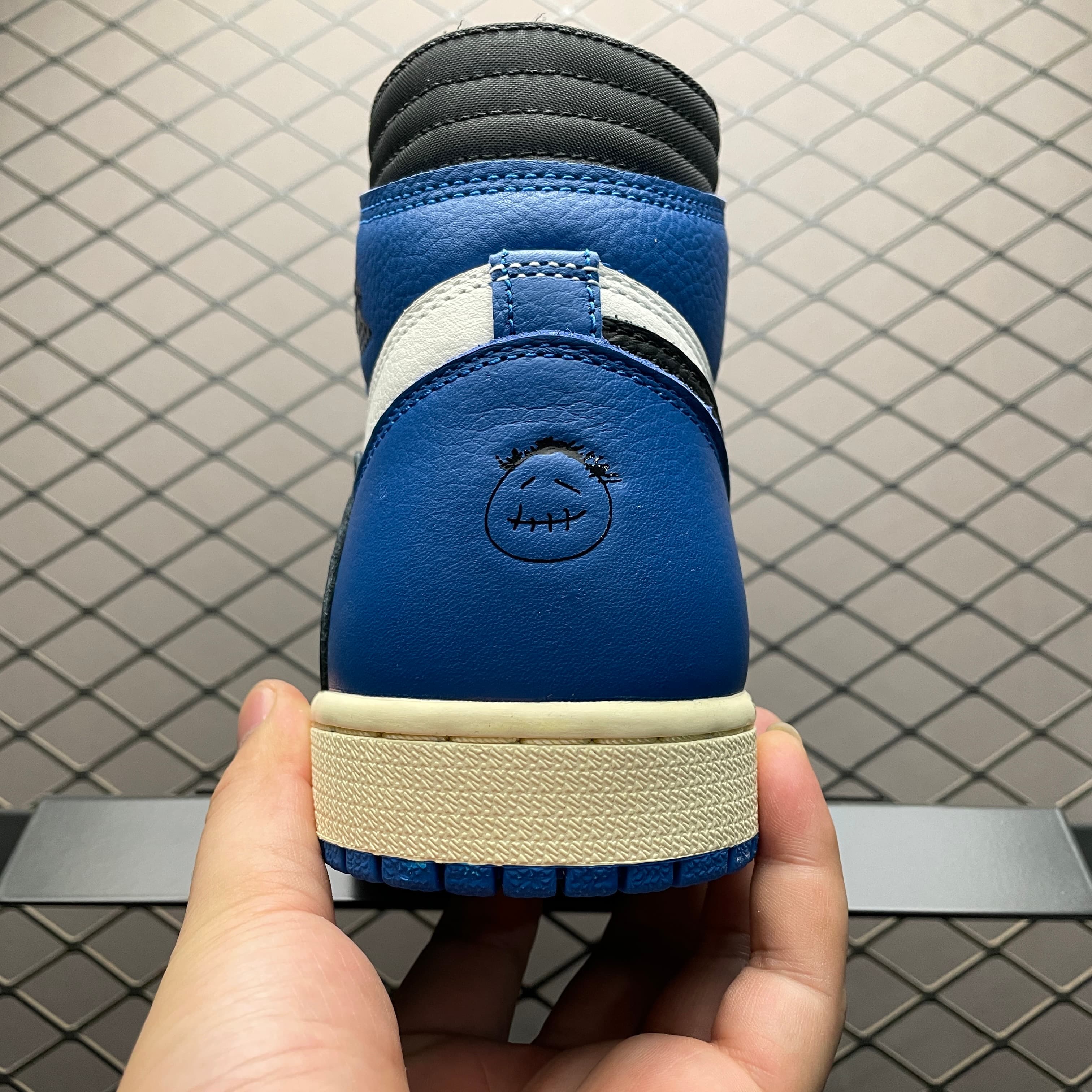 JRD1 SP Fragment x Travis Scott DH3227-105