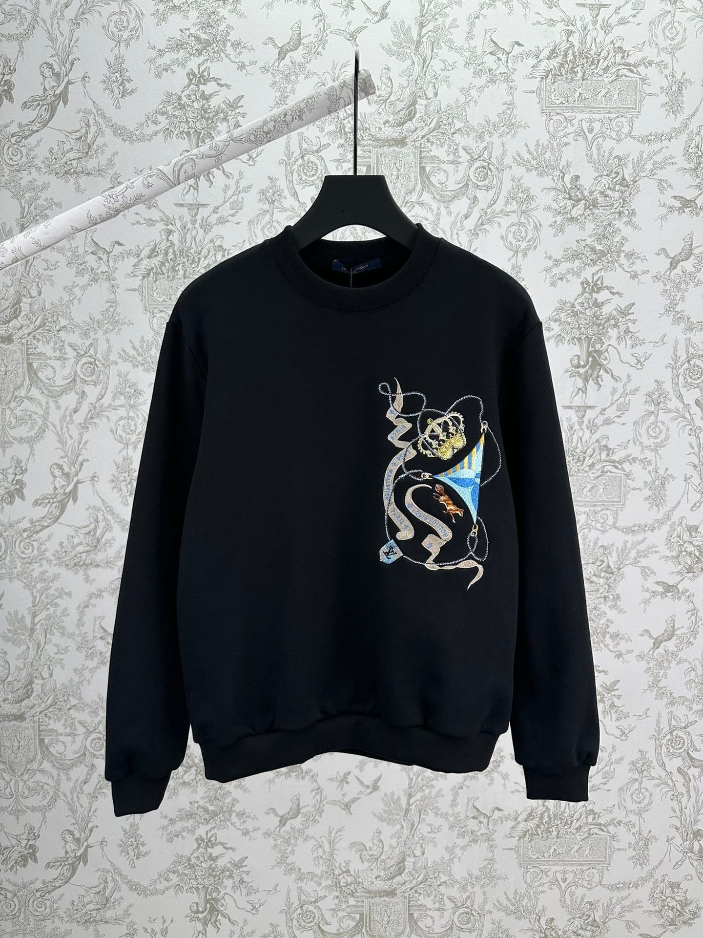 L X V Long sleeves 2025ss