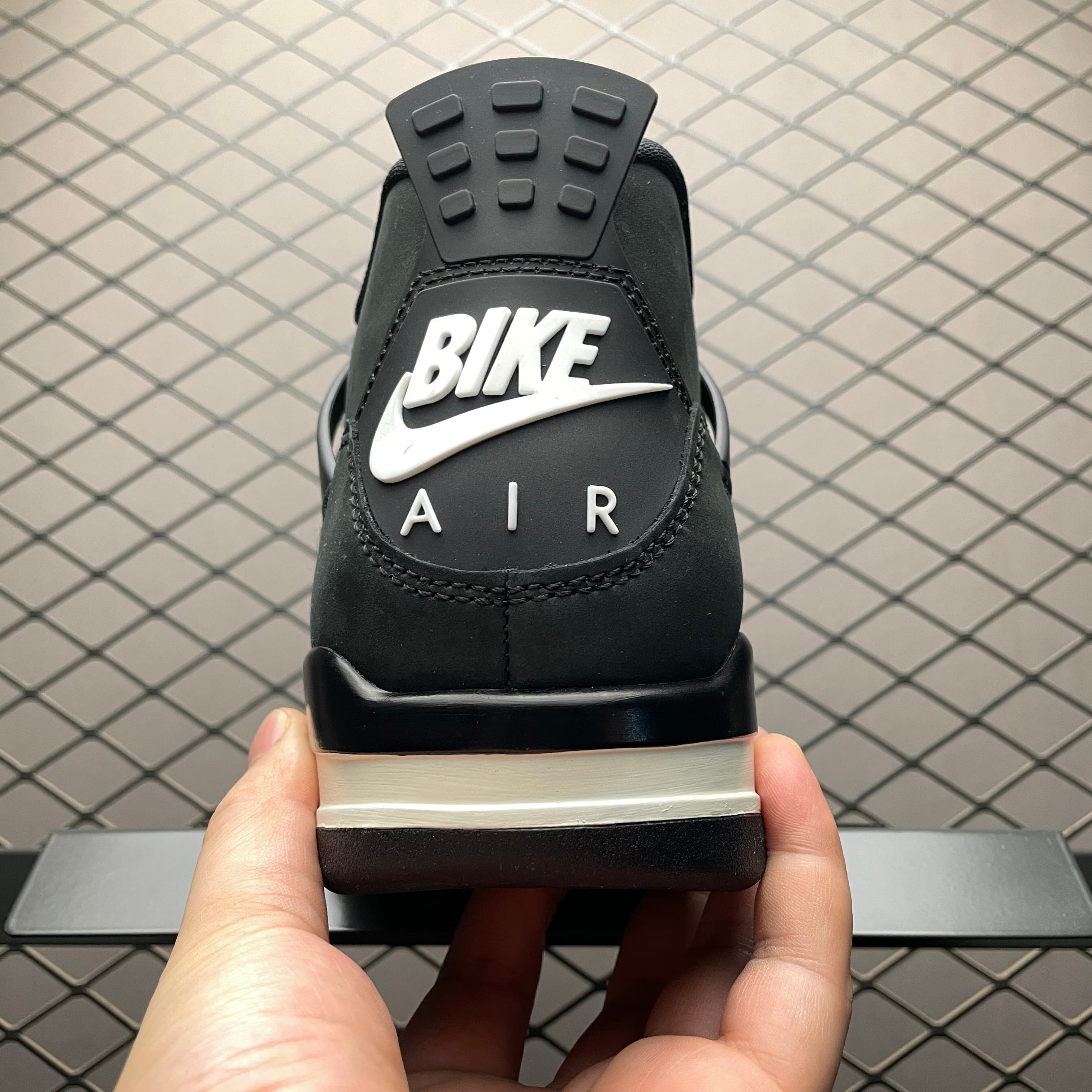 Nigel Sylvester x Air JRD 4 HF4340-001