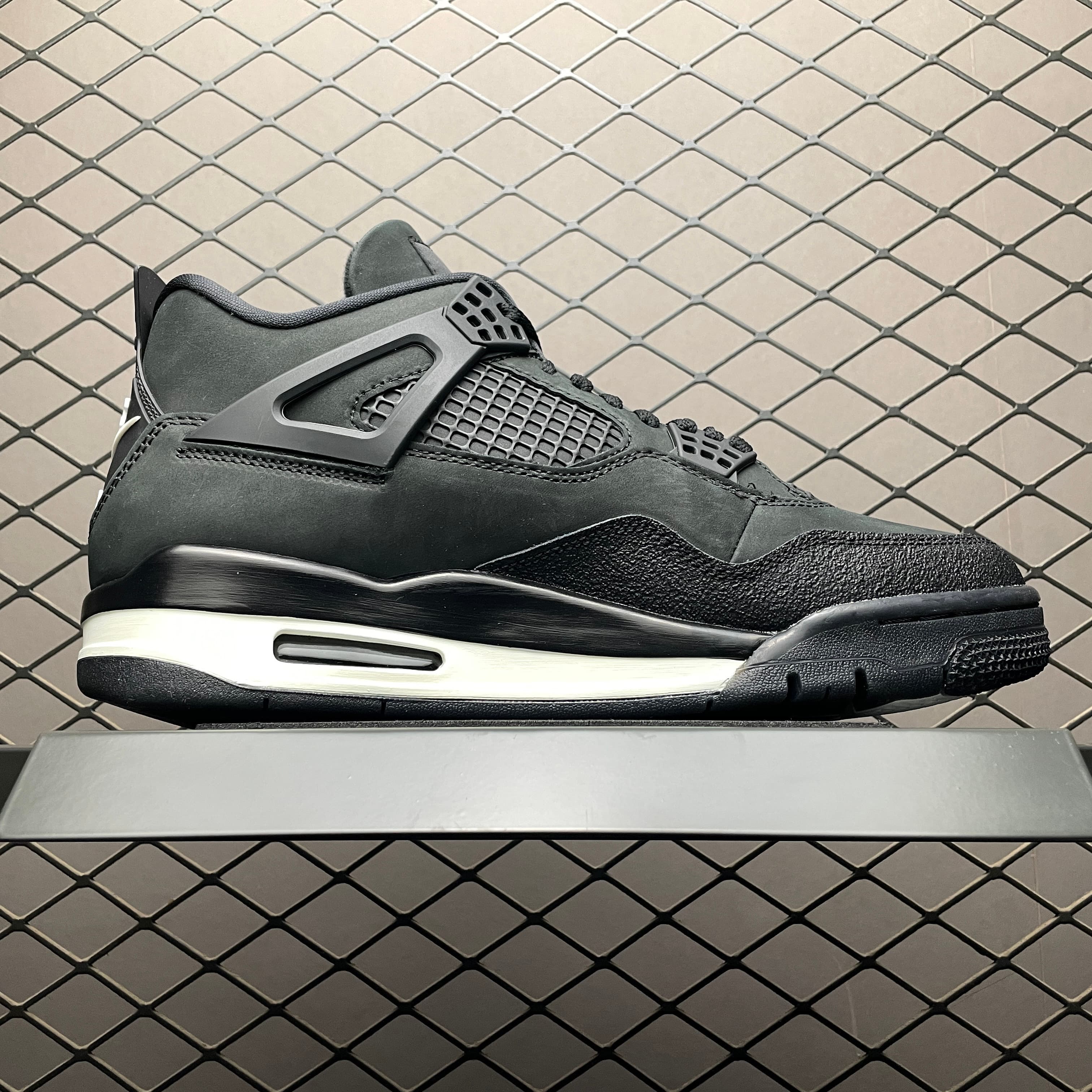 Nigel Sylvester x Air JRD 4 HF4340-001