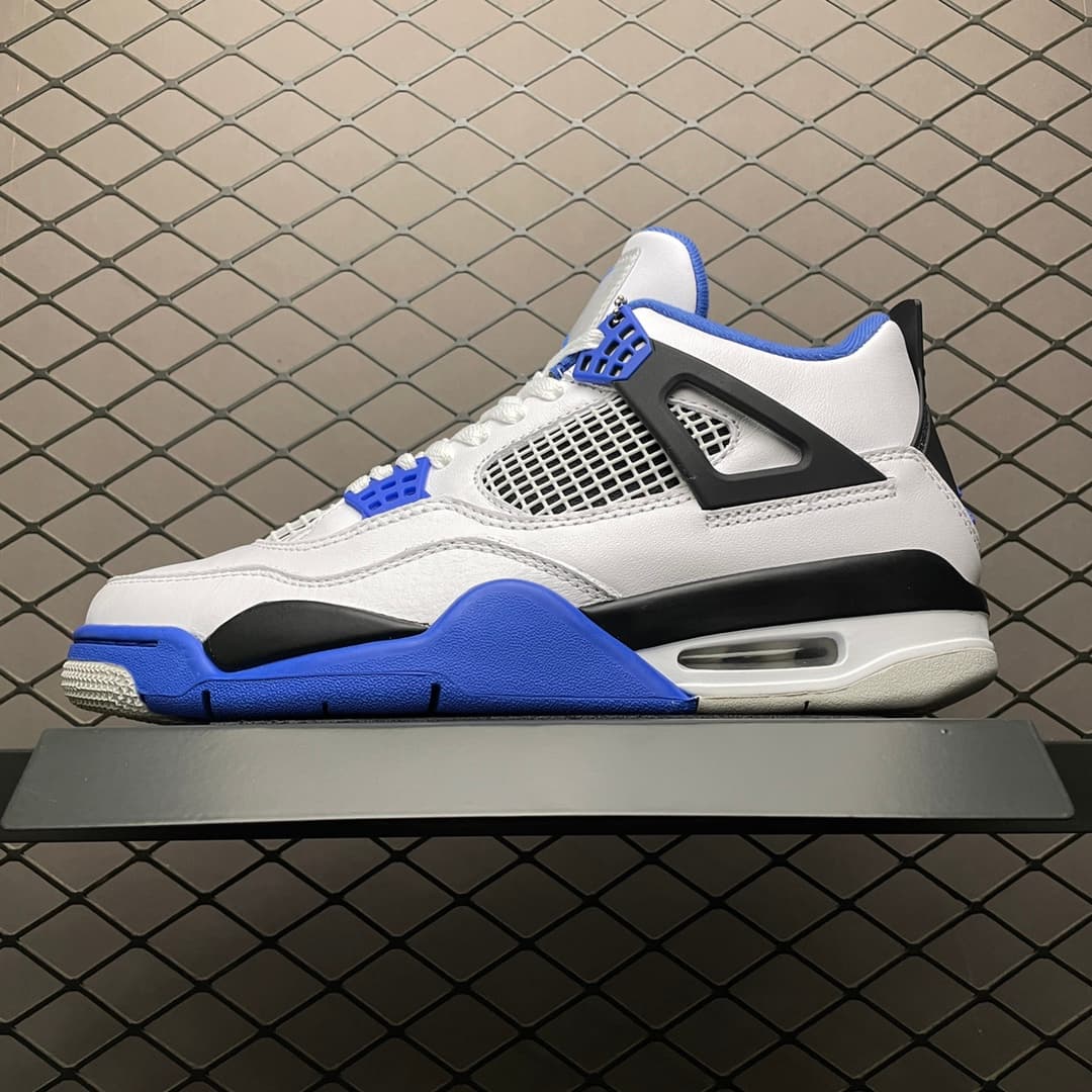 JRD 4 Retro Motorsports 840606-192