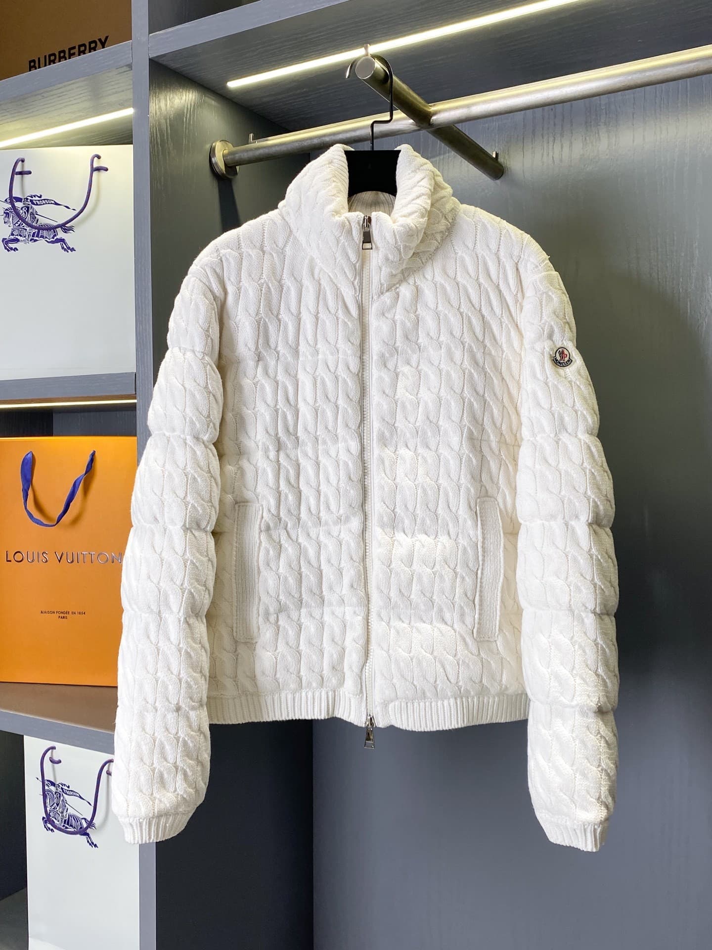 MONC Down Jacket(Multiple colors)