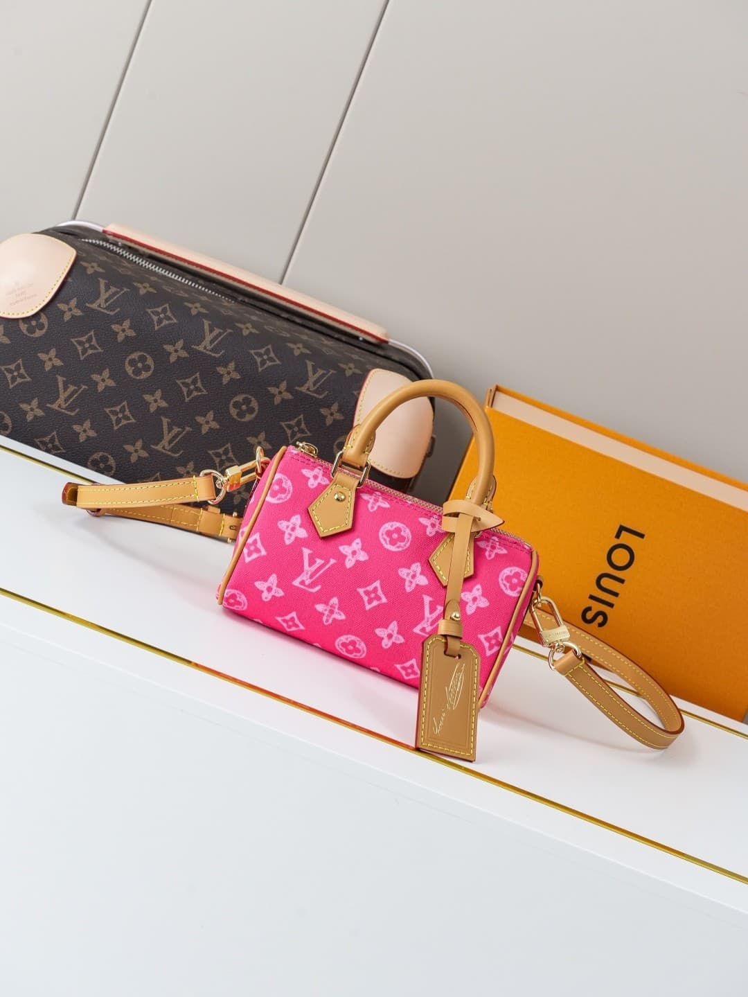 L X V NANO SPEEDY M28322/M27610/M28323 16x10x7.5cm(Multiple colors)