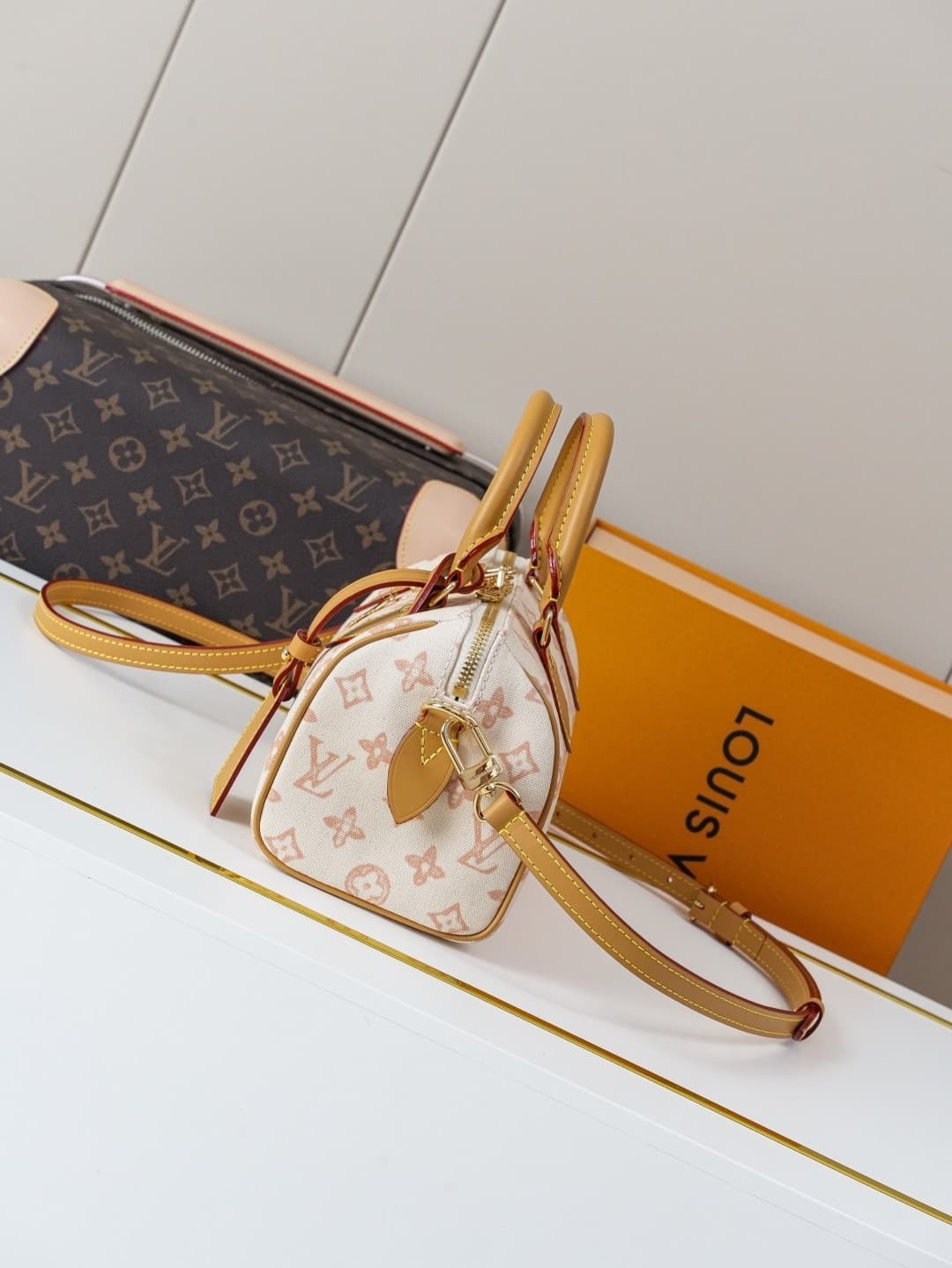 L X V SPEEDY BANDOULIÈRE20 M27951 20.5x13.5x12cm