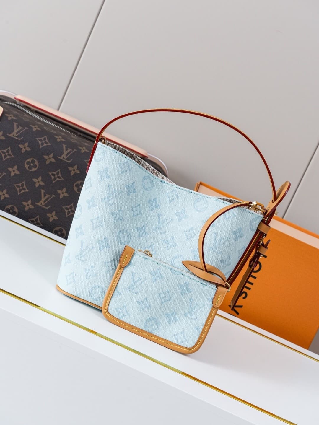 L X V ALL-IN BB M28335/M27529 18x12x16cm(Multiple colors)