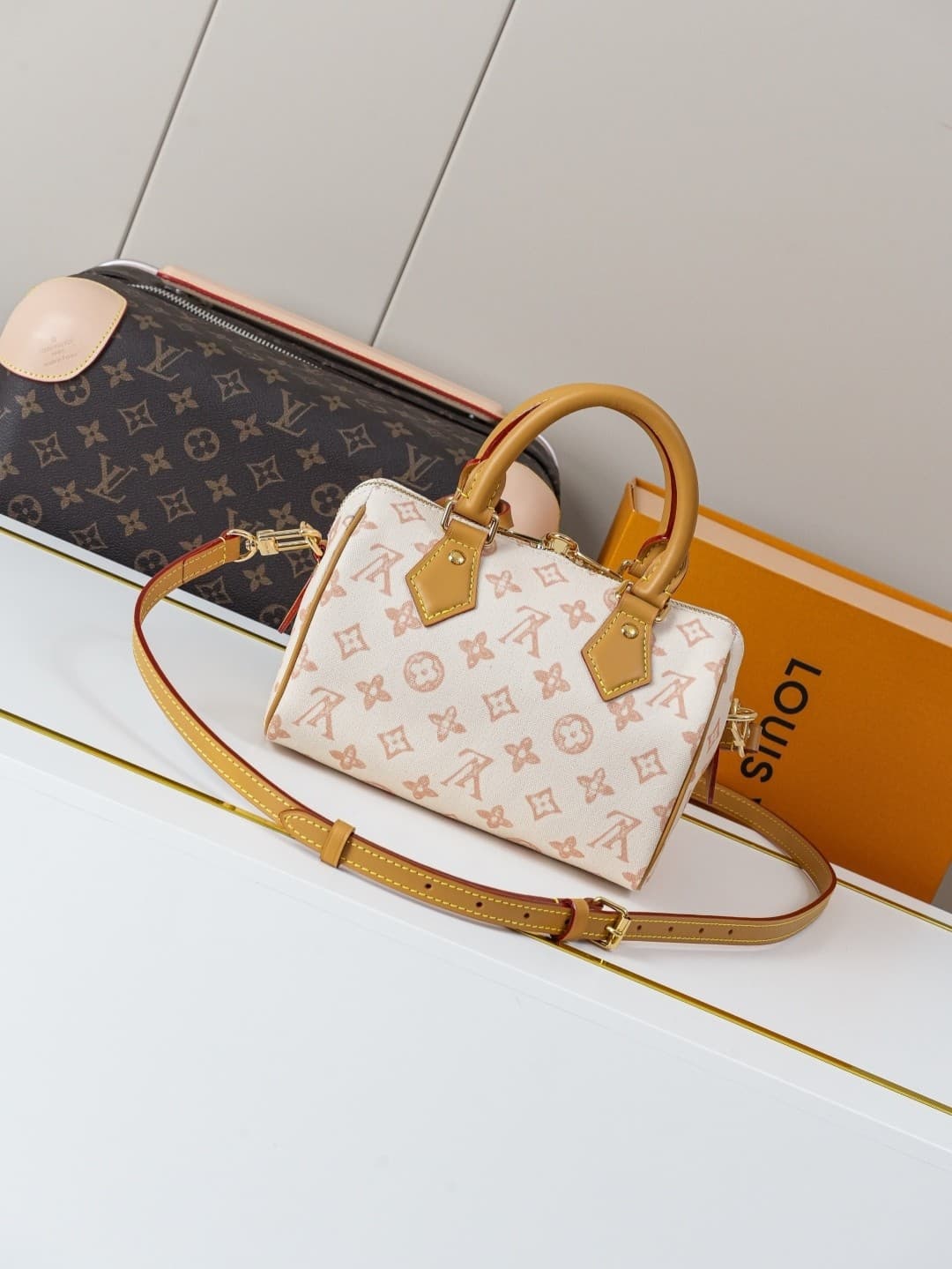 L X V SPEEDY BANDOULIÈRE20 M27951 20.5x13.5x12cm