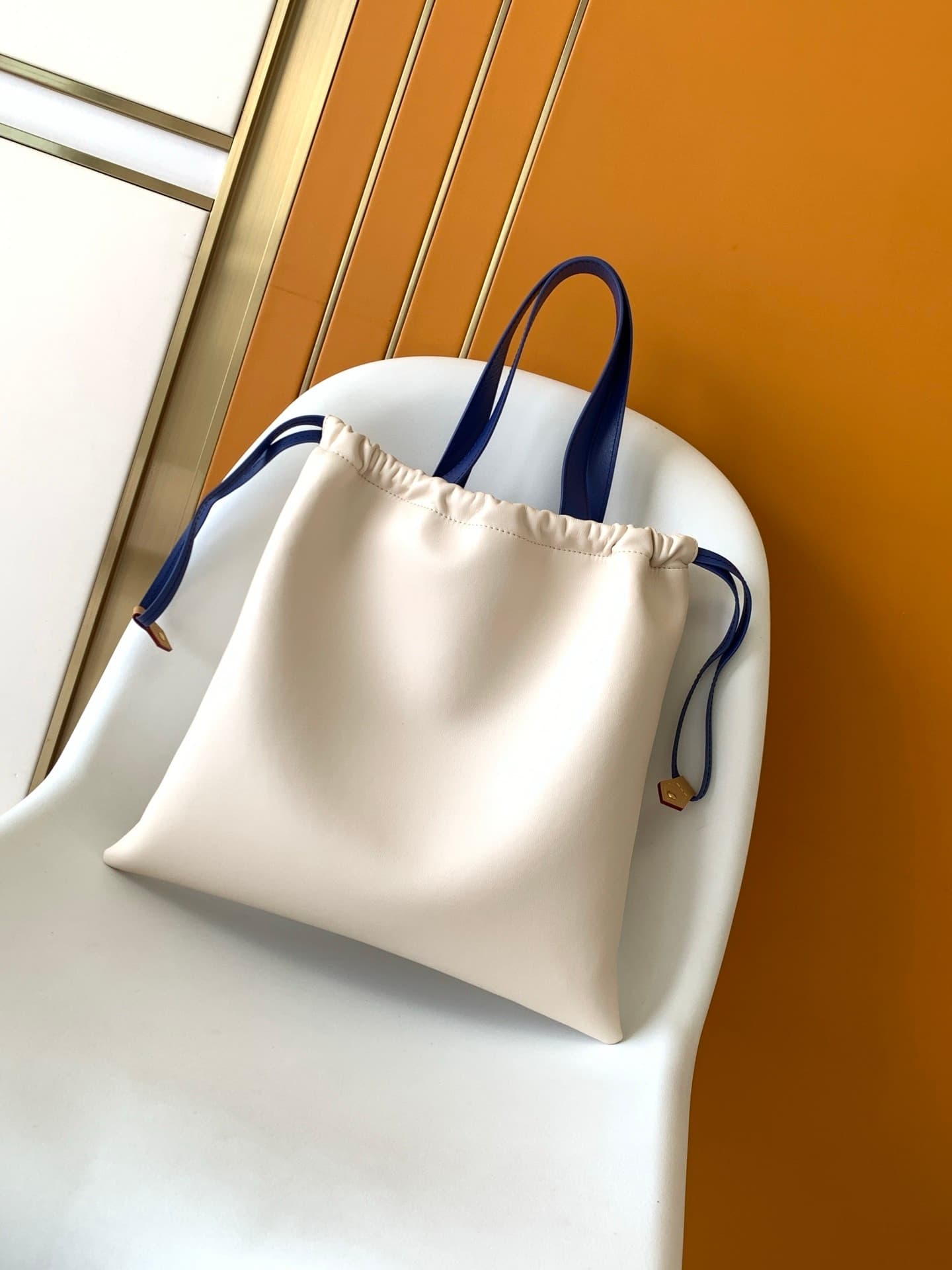 L X V DUST BAG TOTE M15235 34x18x34cm