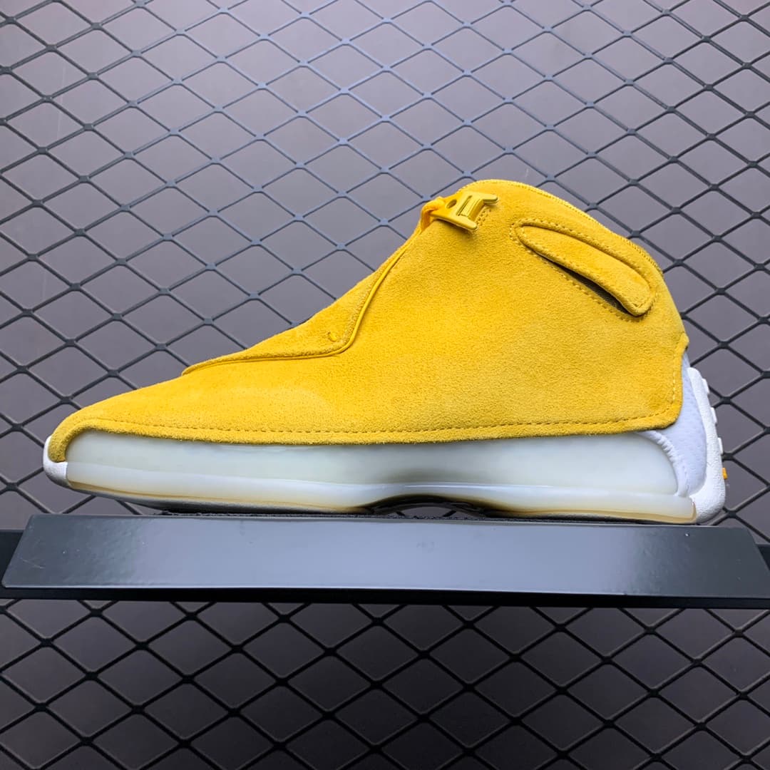 JRD 18 Retro Yellow Ochre AA2494-701