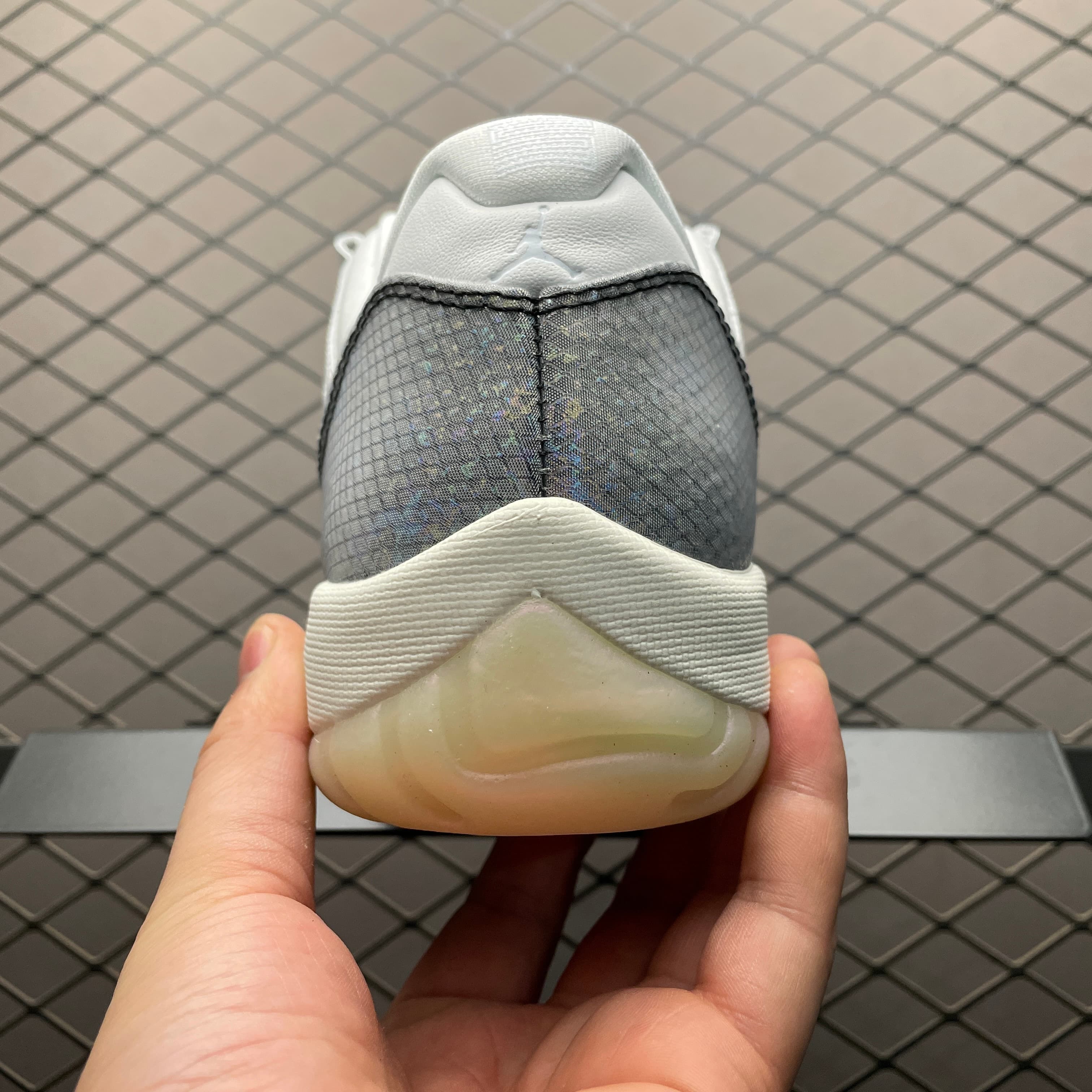 RD 11 Retro HQ7000-001