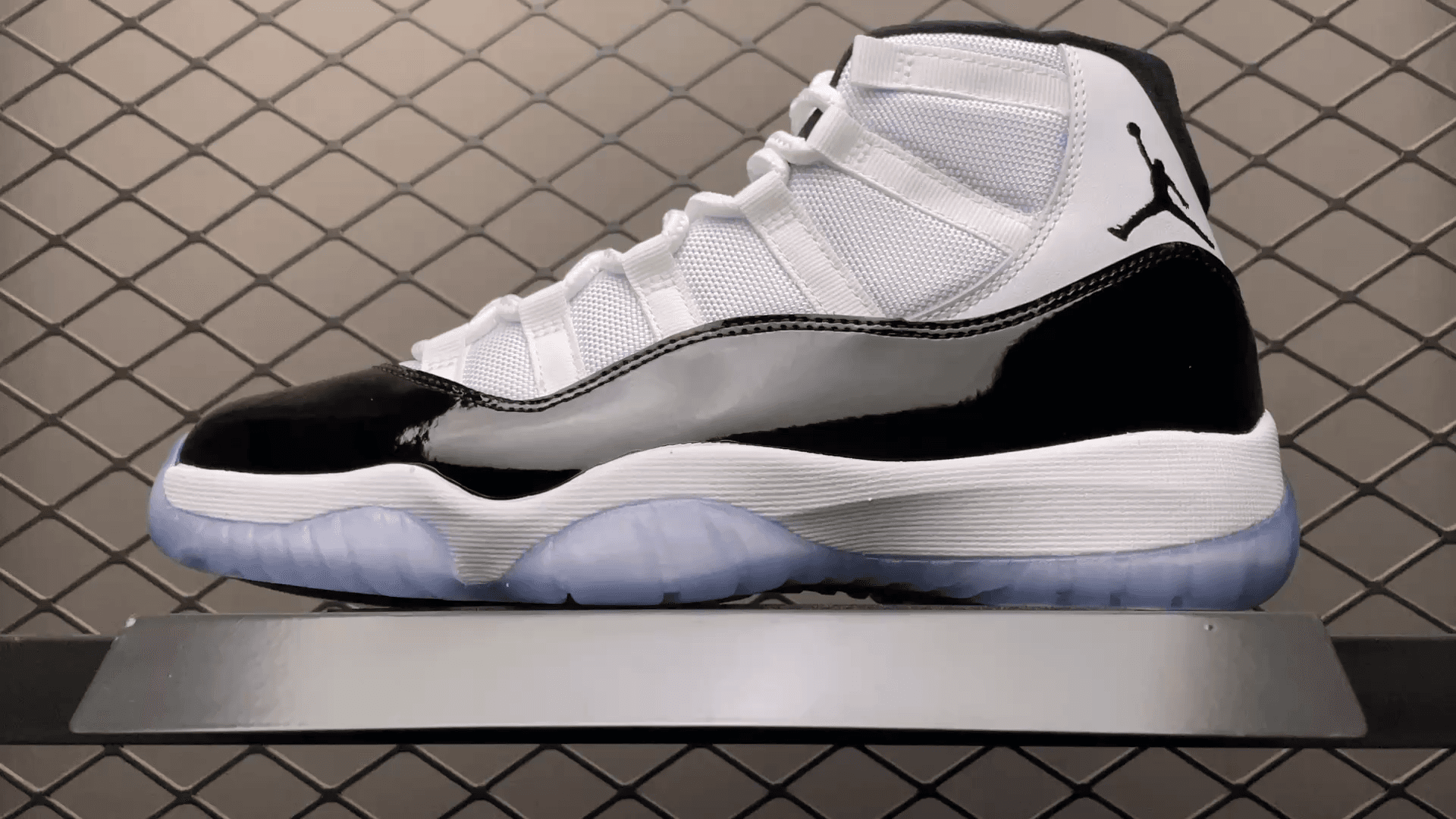 JRD 11 Retro Concord 378037-100