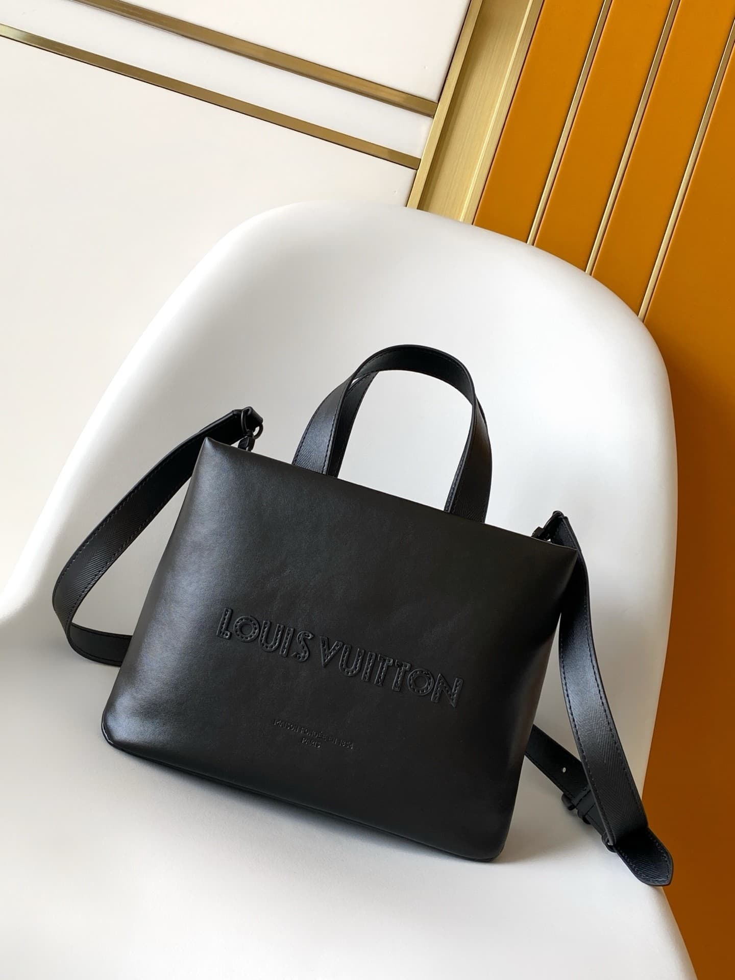 L X V SHOPPER TOTE M27017 25x19x11cm