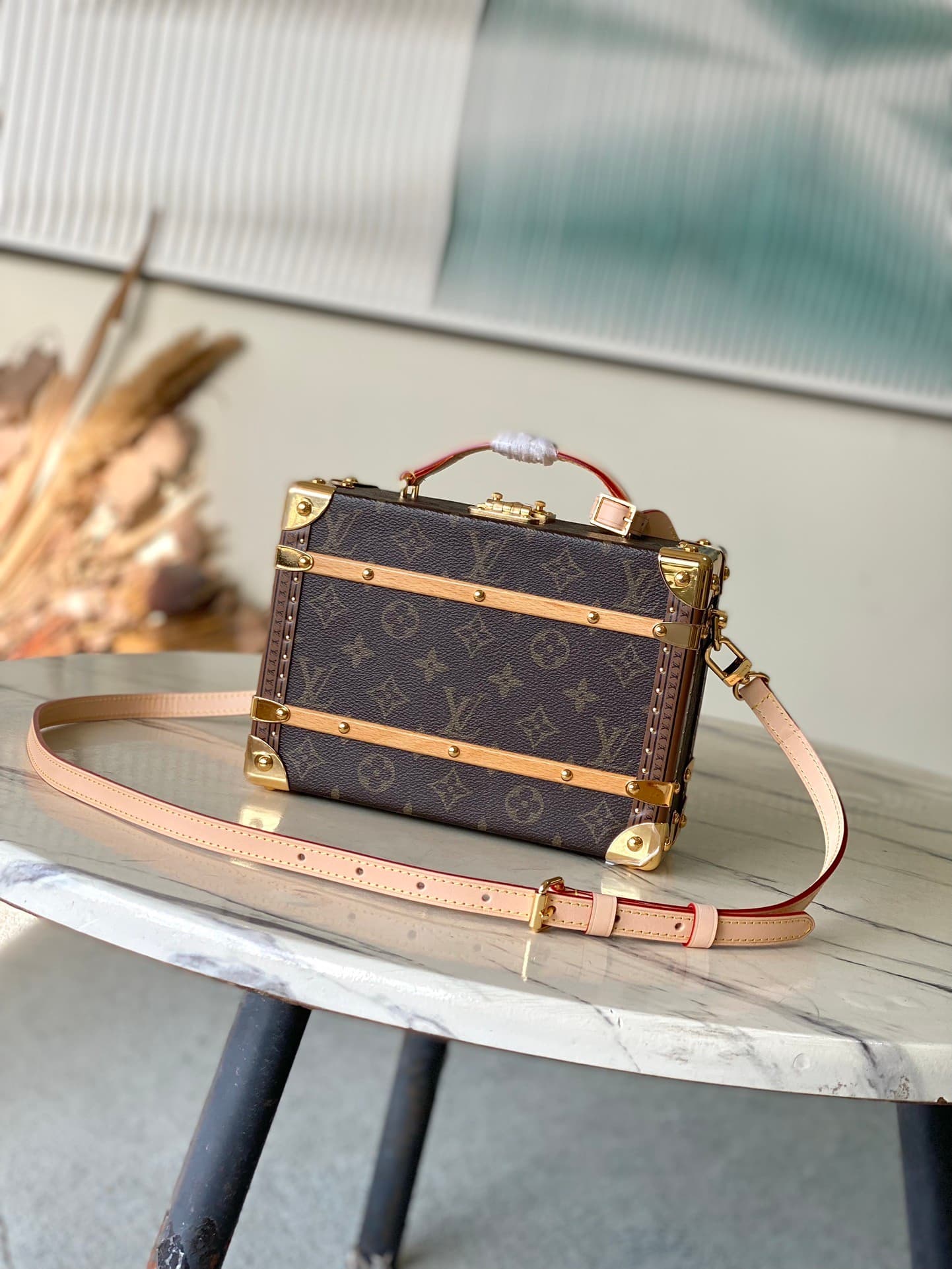 L X V Handle Trunk M11118 16.5x8x24cm