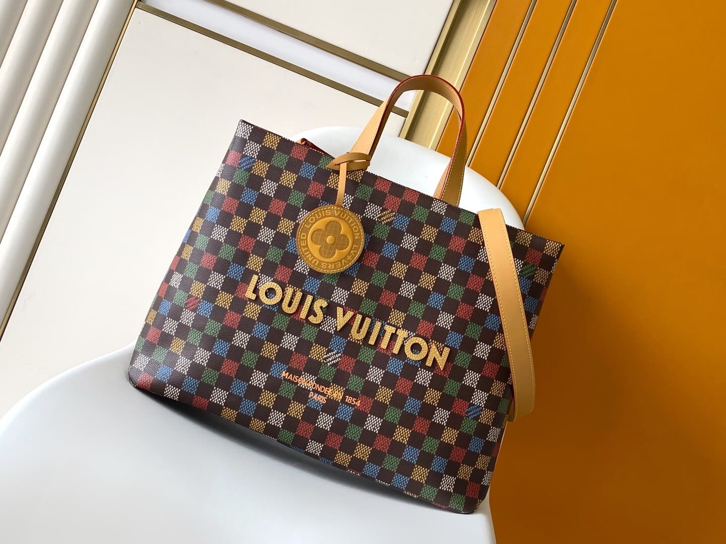 L X V SHOPPER TOTE N00192 40x32x16cm