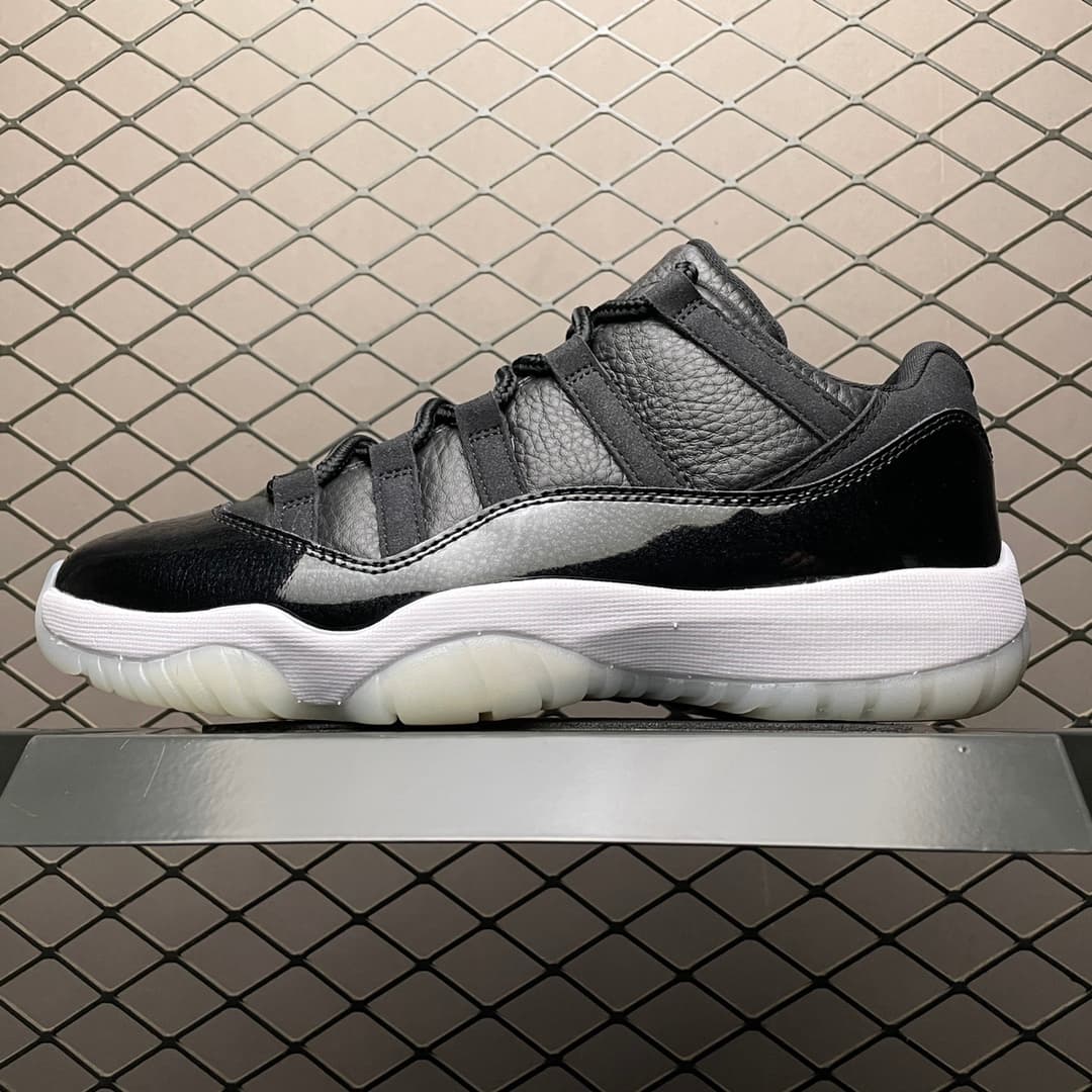 JRD 11 Retro Low 72-10 AV2187-001