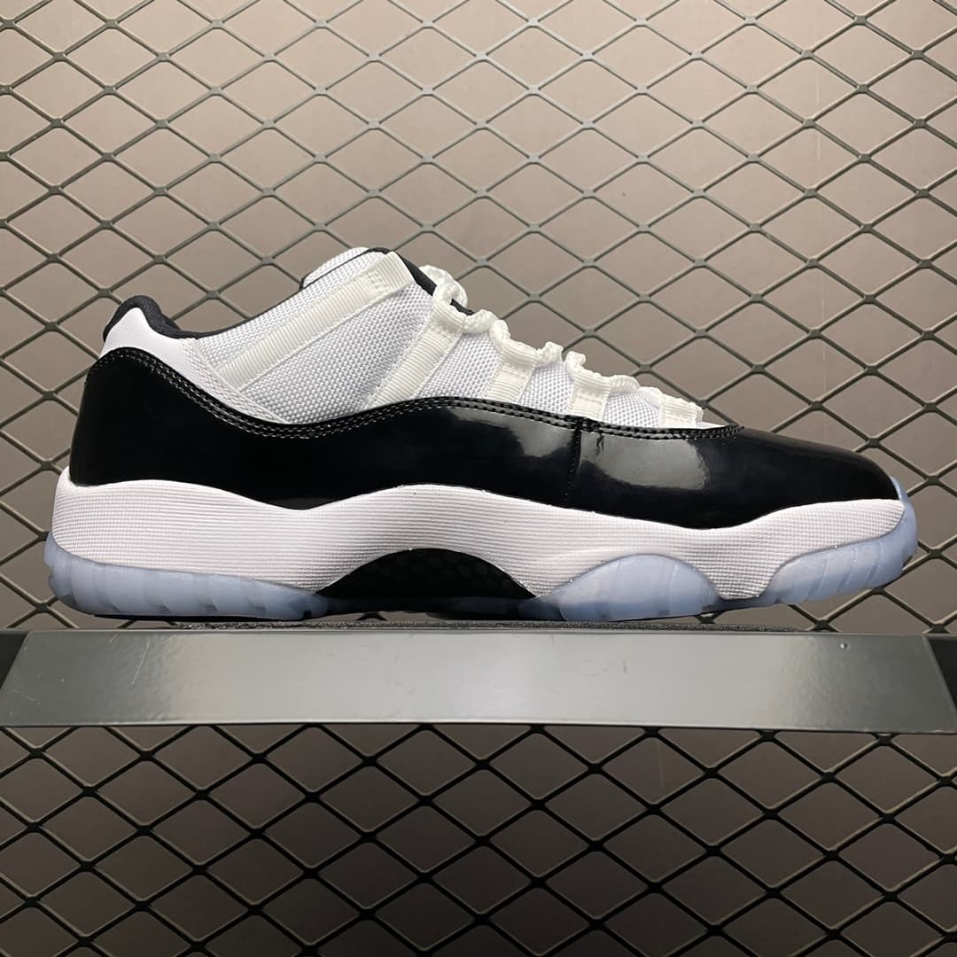 JRD 11 Retro Low Concord 528895-153
