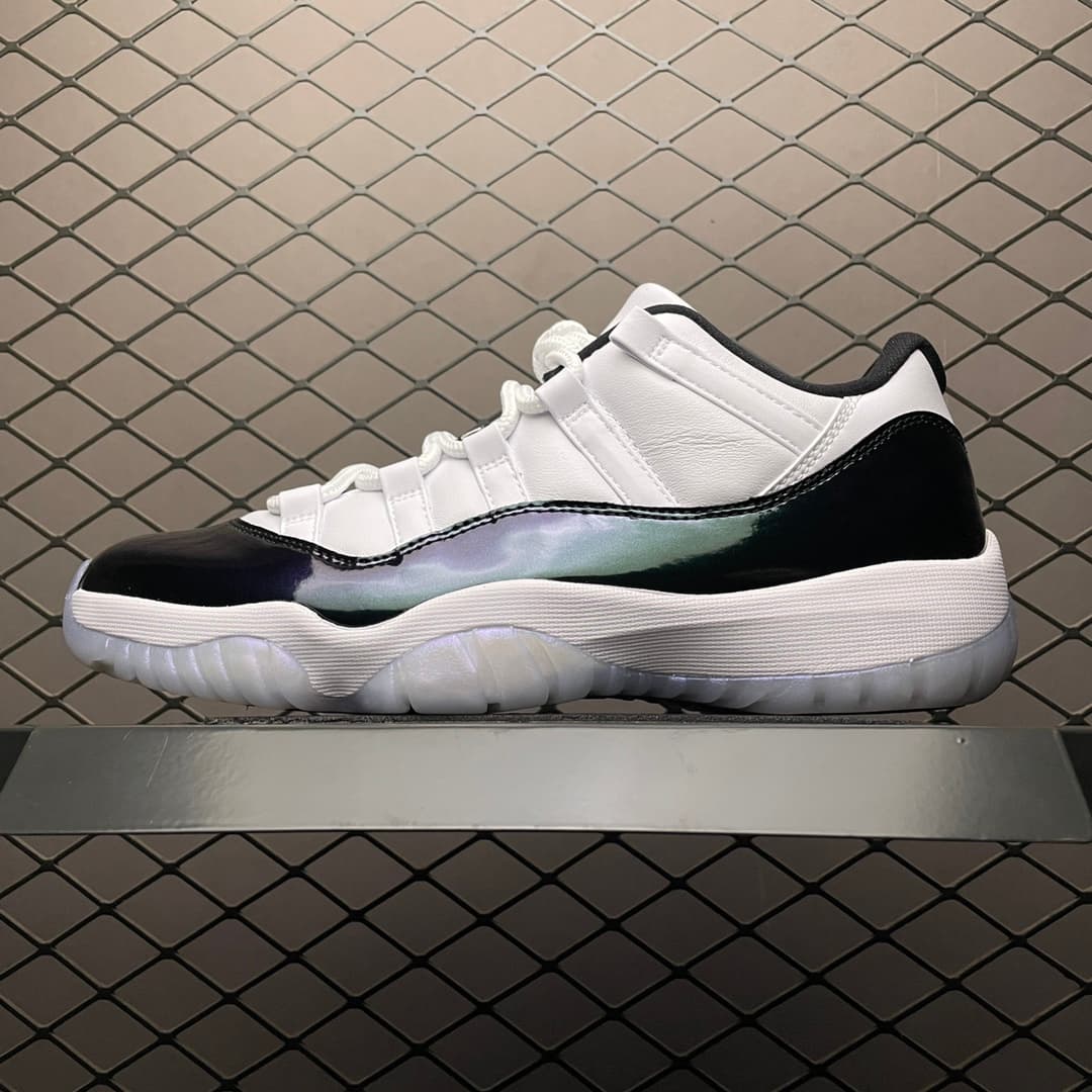 JRD 11 Retro Low Iridescent 528895-145