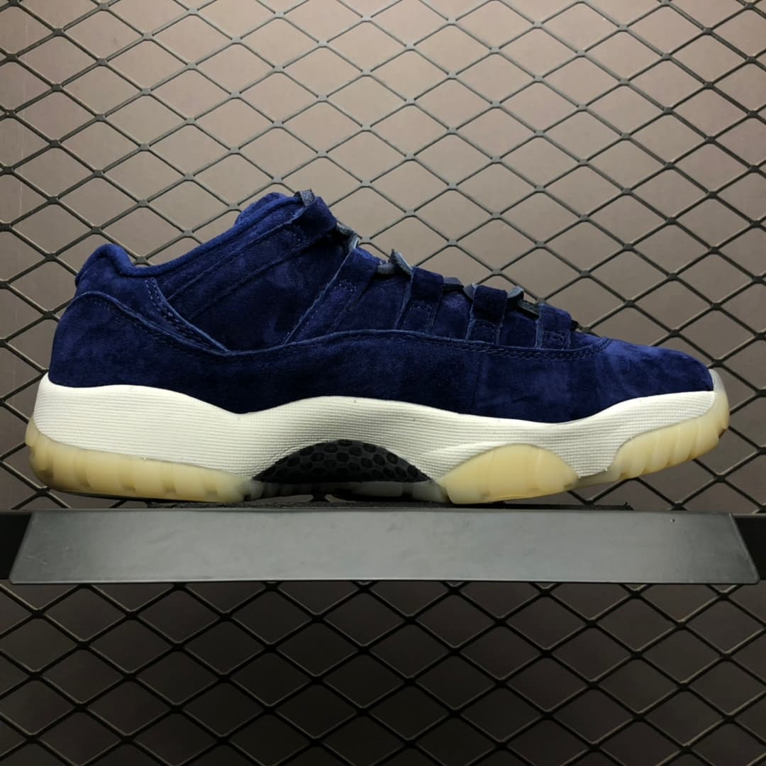 JRD 11 Retro Low Derek Jeter RE2PECT AV2187-441