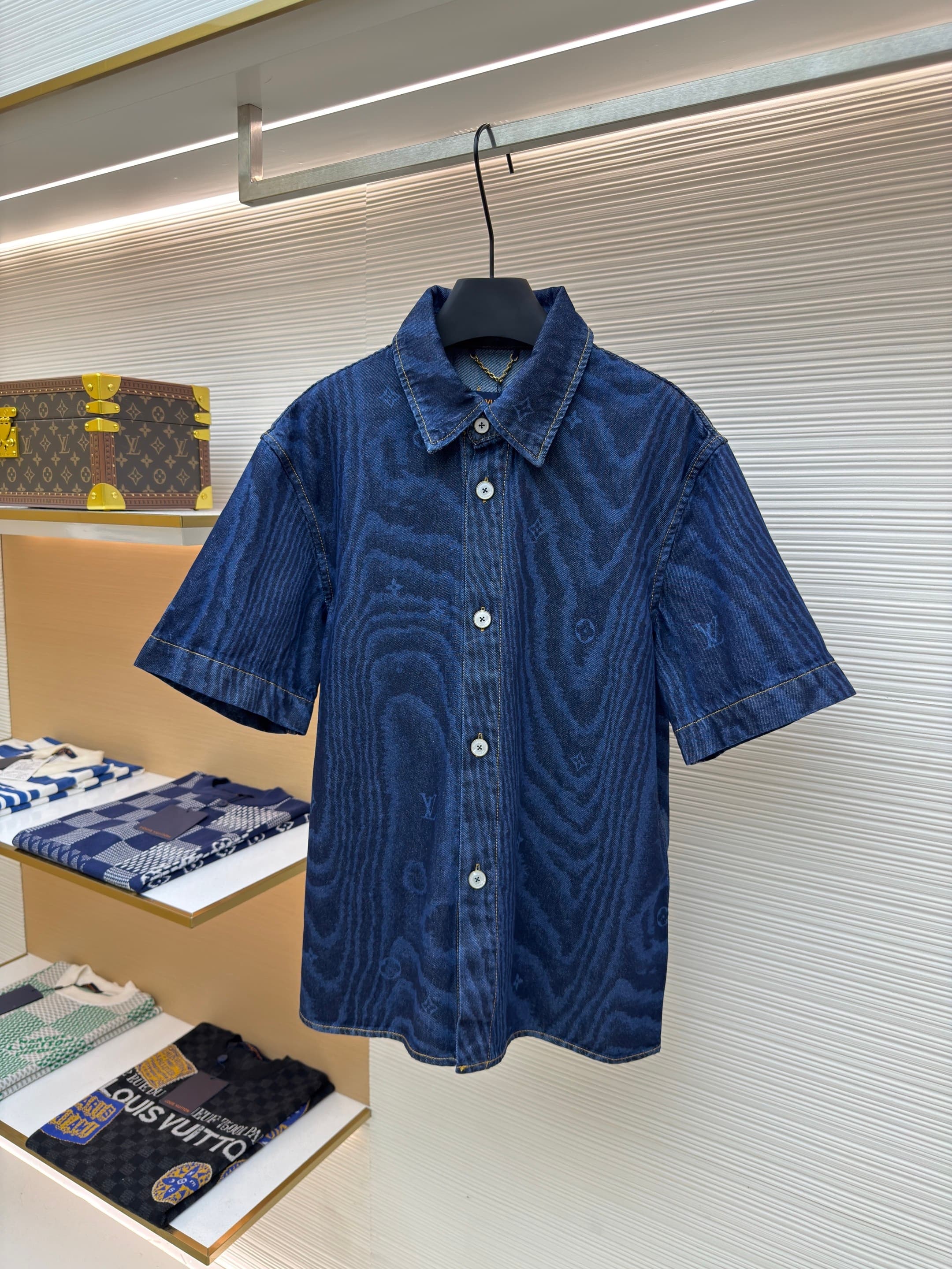 L X V Denim short sleeves