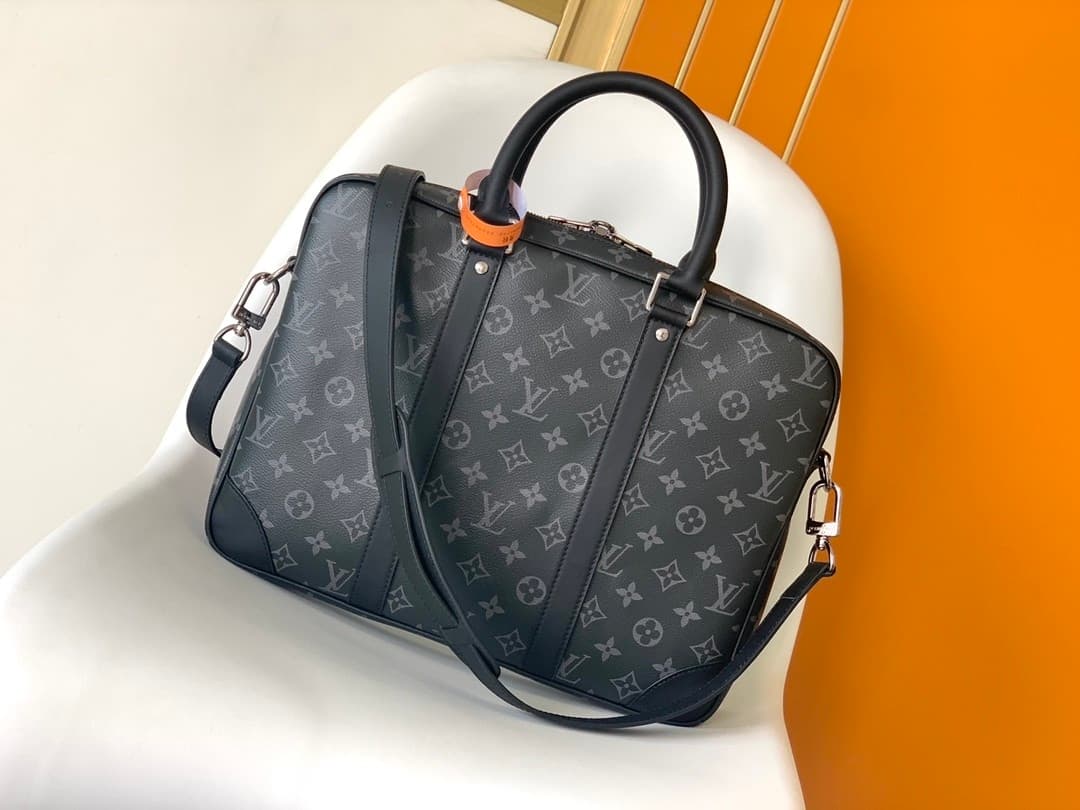 L X V Voyage M46457 36.5x27.5x6cm