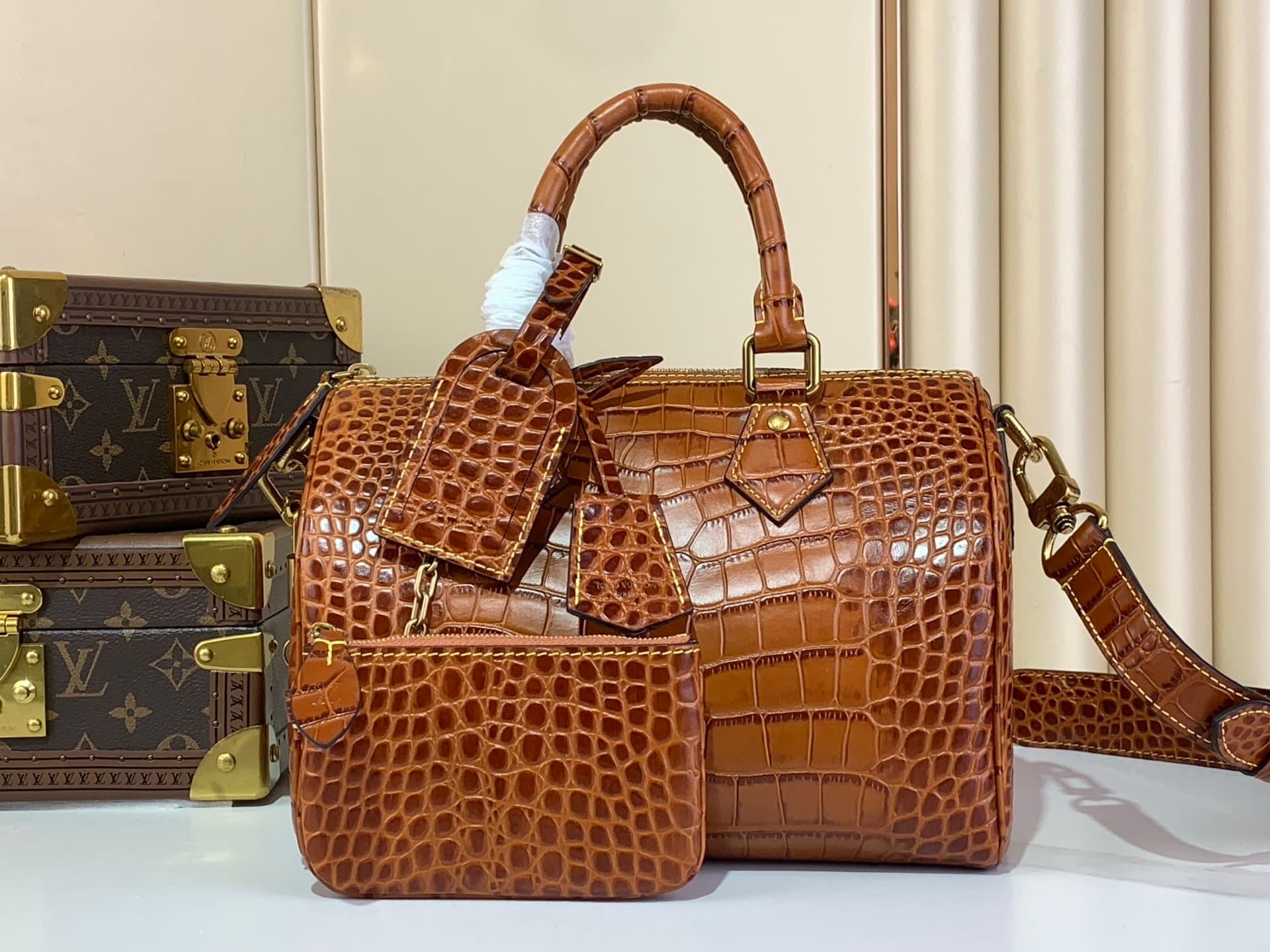 L X V Speedy Bandoulière M24425 25x15x15cm