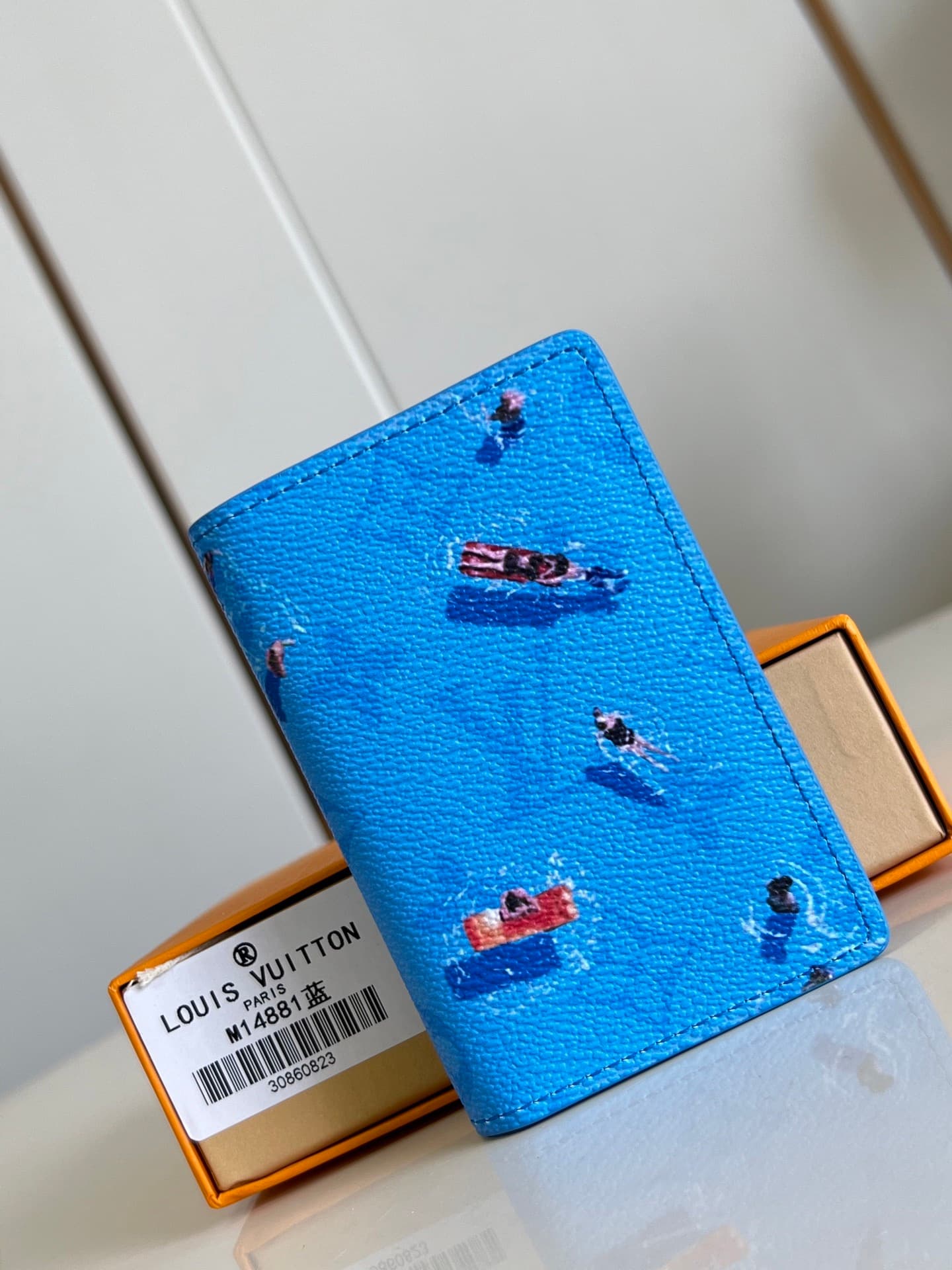 L X V Card M14881 Size:11.1*1*7.5CM