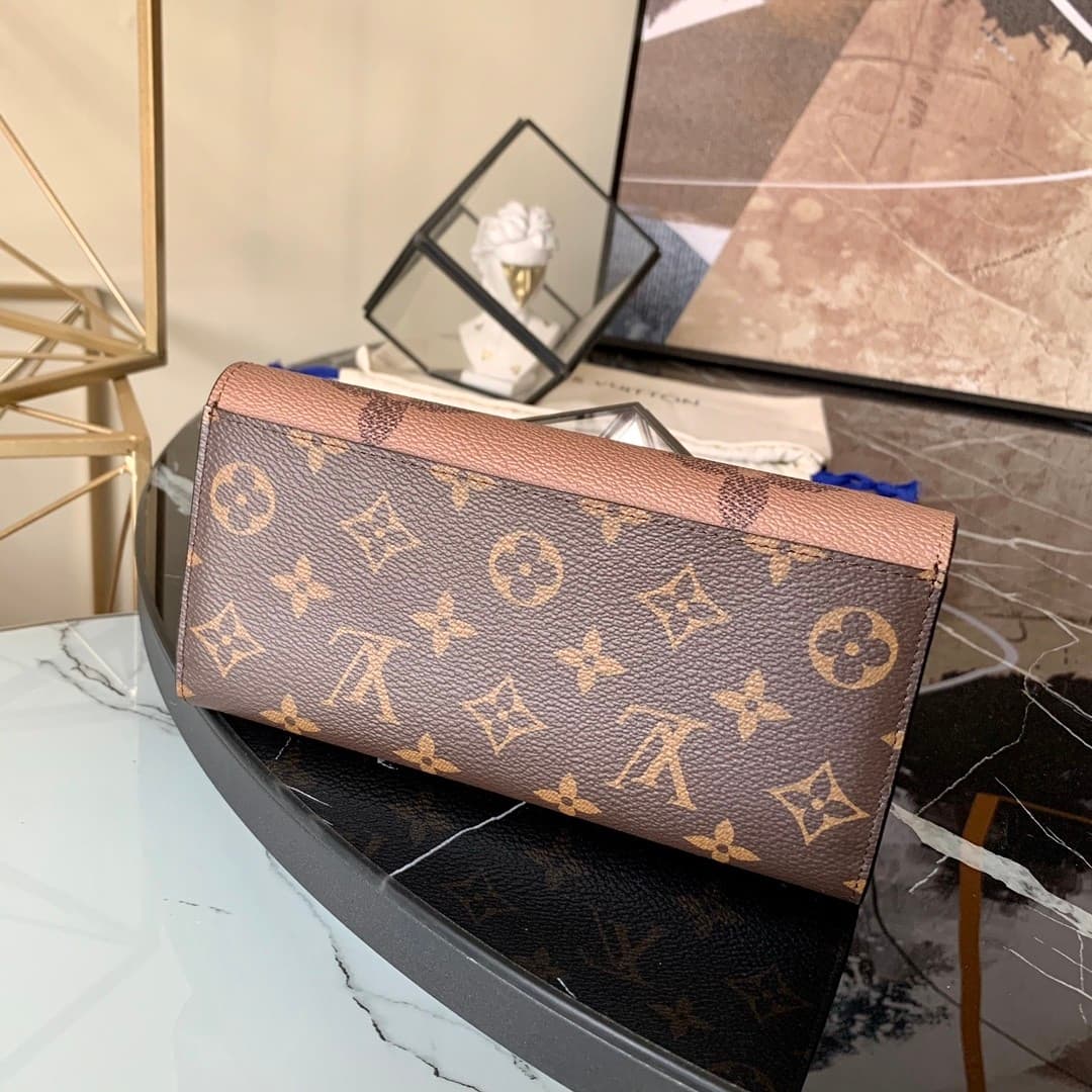 L X V Wallets 19x10.5x2.5cm