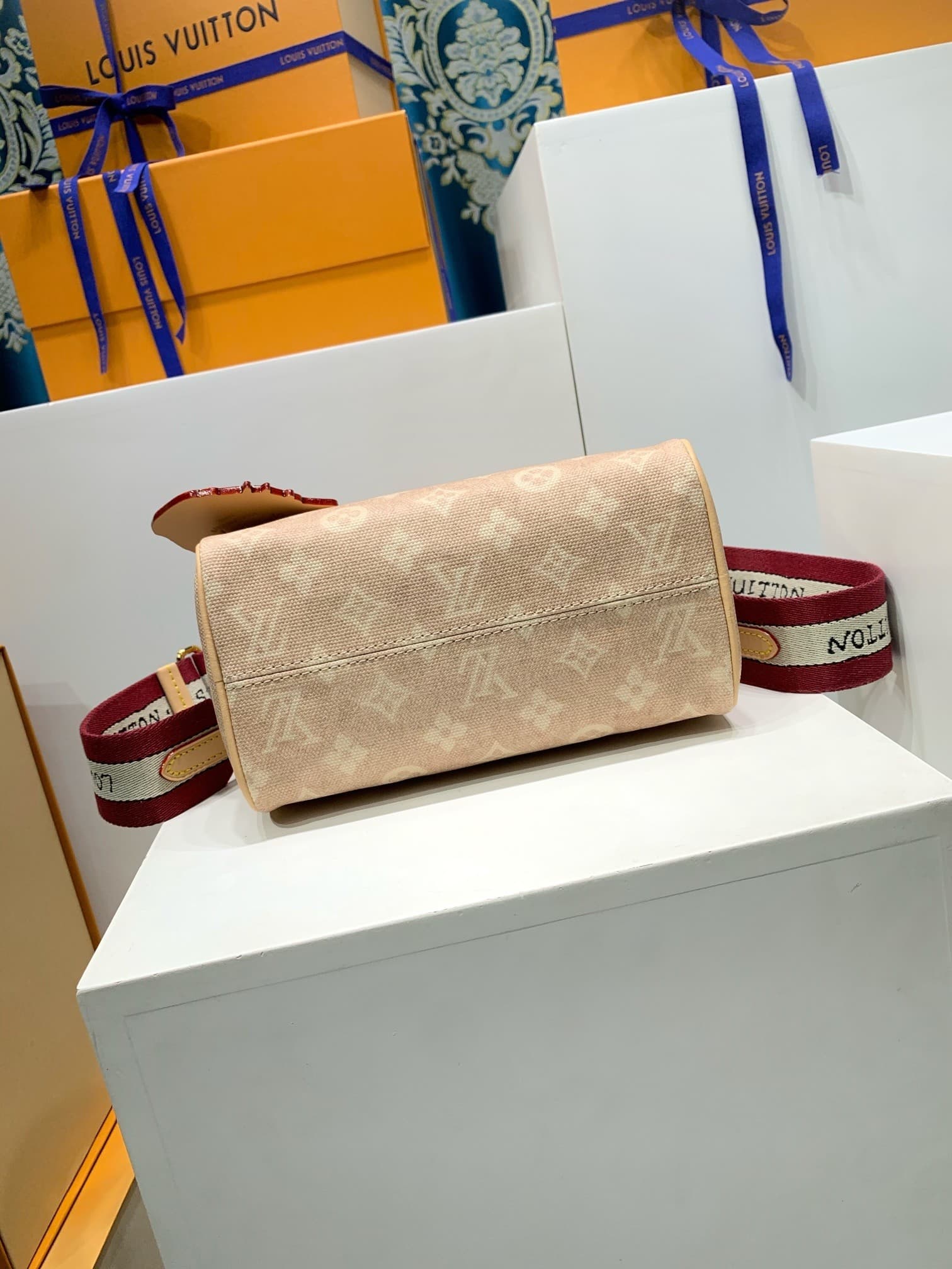L X V Speedy Bandoulière M15151 20.5x13.5x12cm