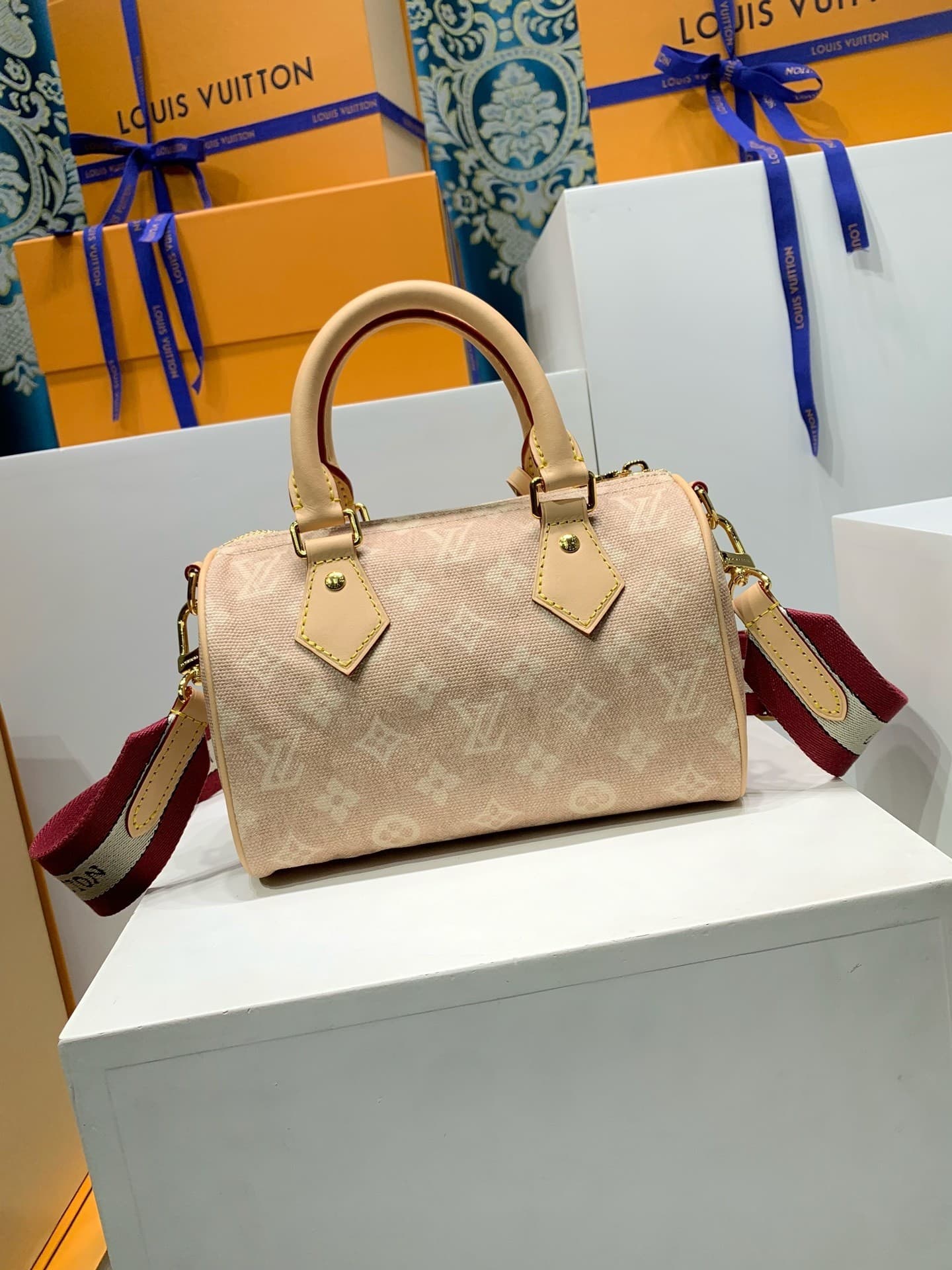 L X V Speedy Bandoulière M15151 20.5x13.5x12cm
