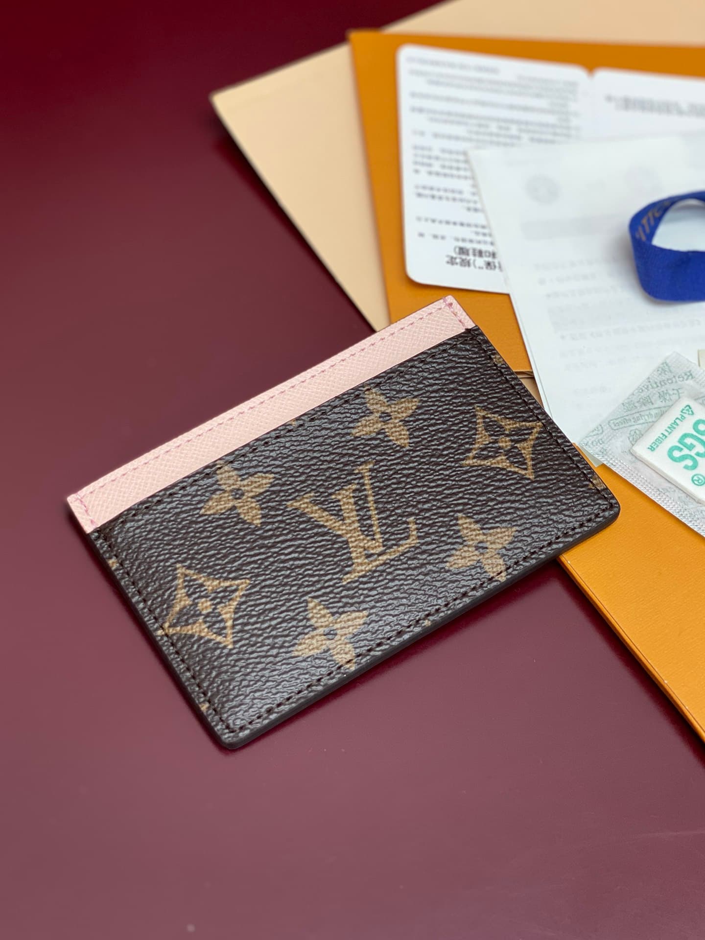 L X V Card M61733 Size:11*7CM