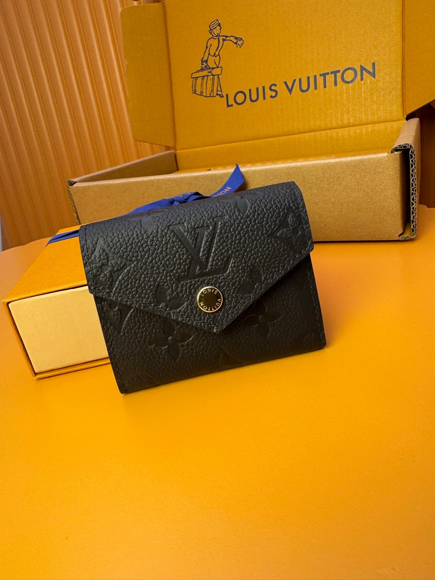 L X V Wallets(Multiple sizes)