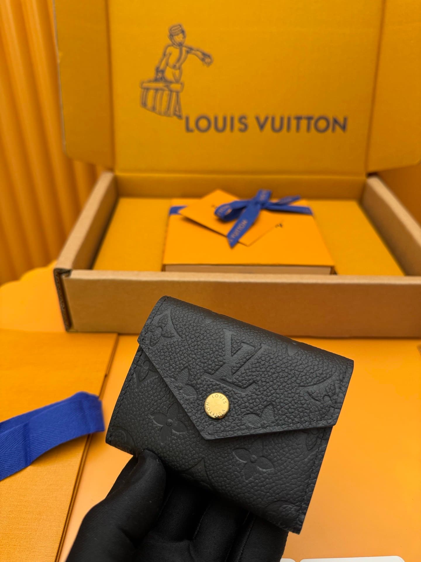 L X V Wallets(Multiple sizes)