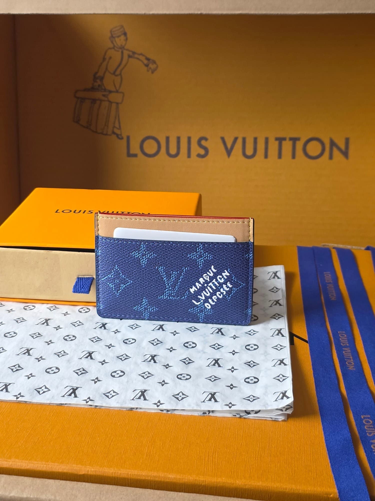 L X V CARD HOLDER 11x7x0.6cm