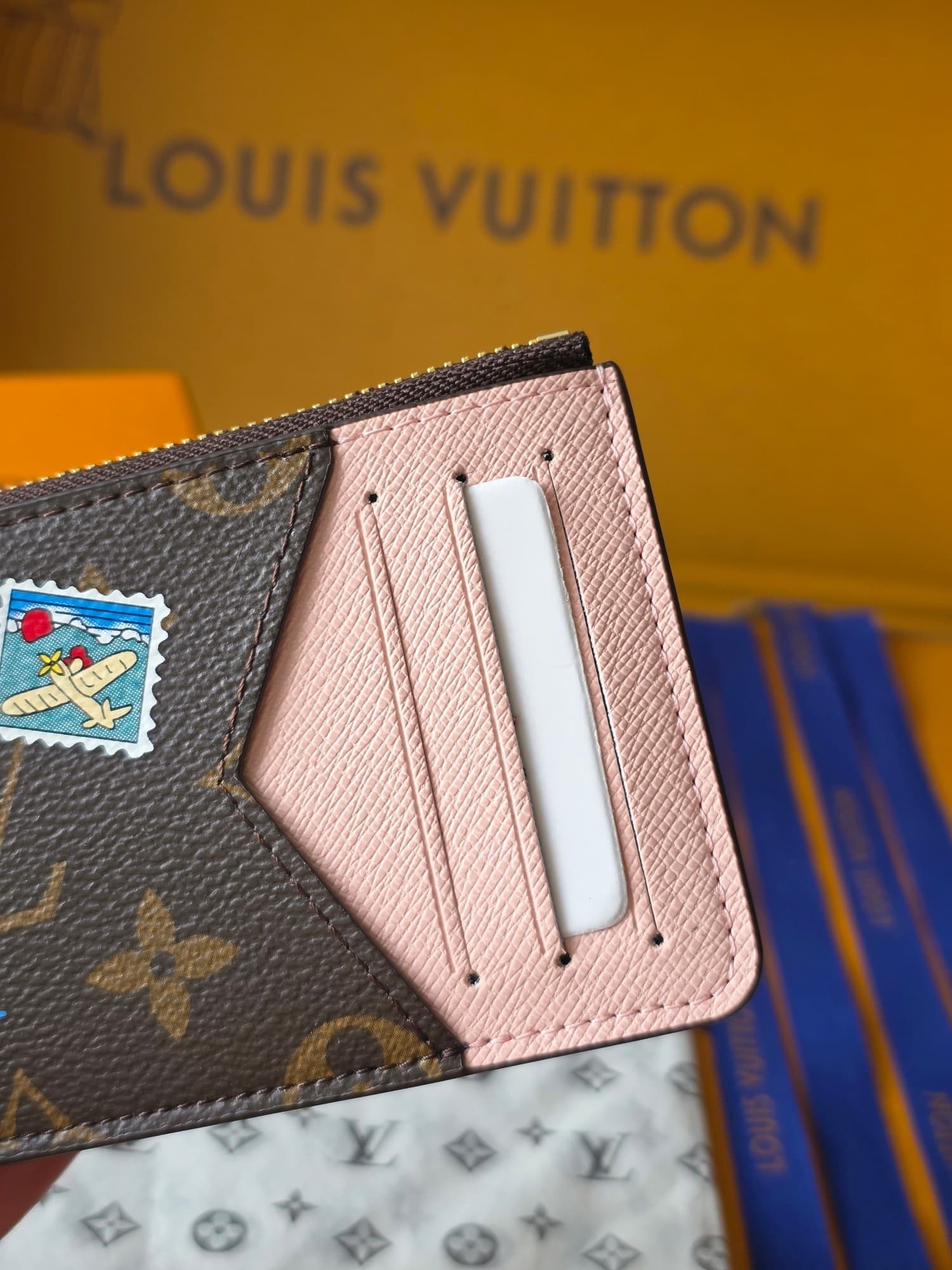 L X V CARD HOLDER