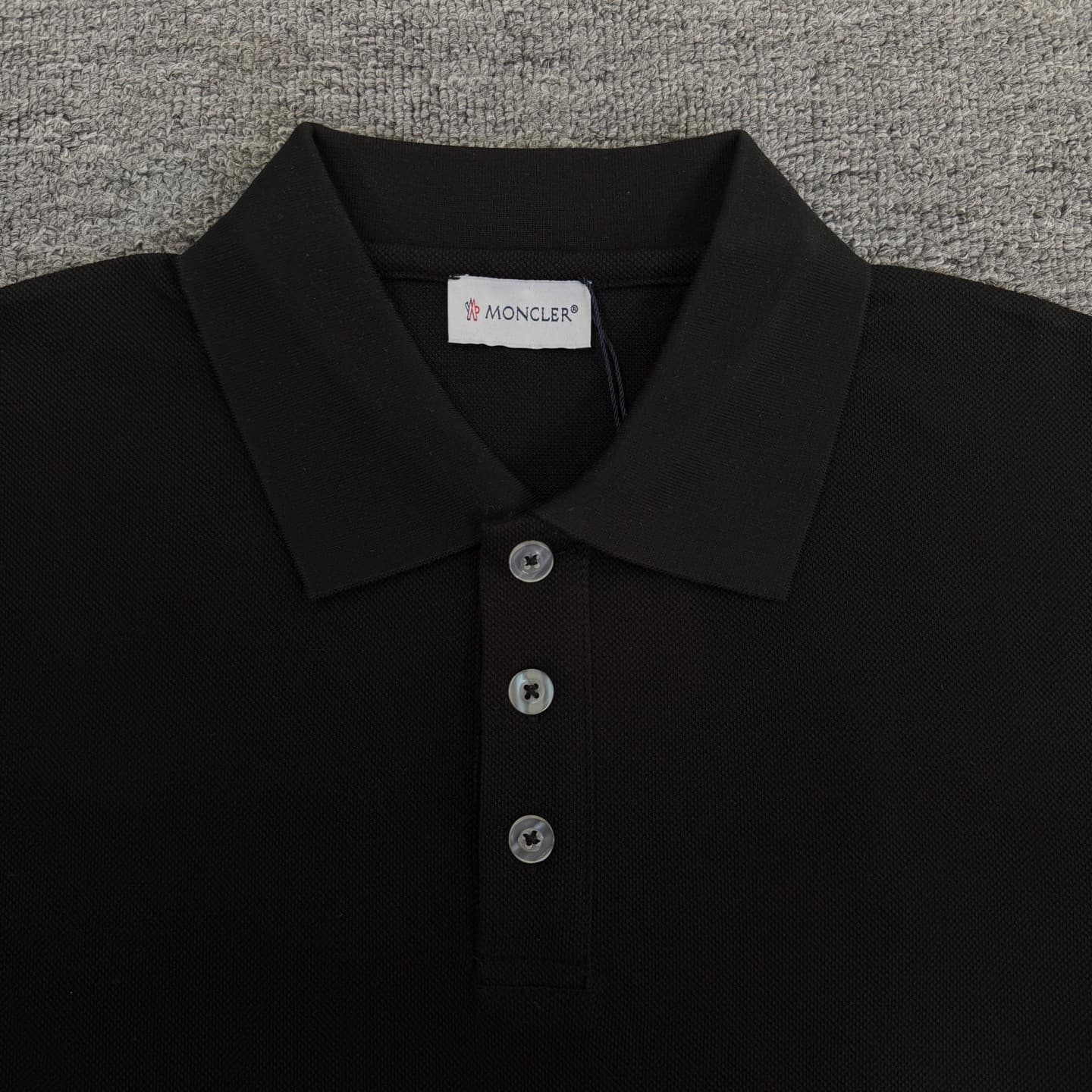 MONC T-shirt(Multiple colors)