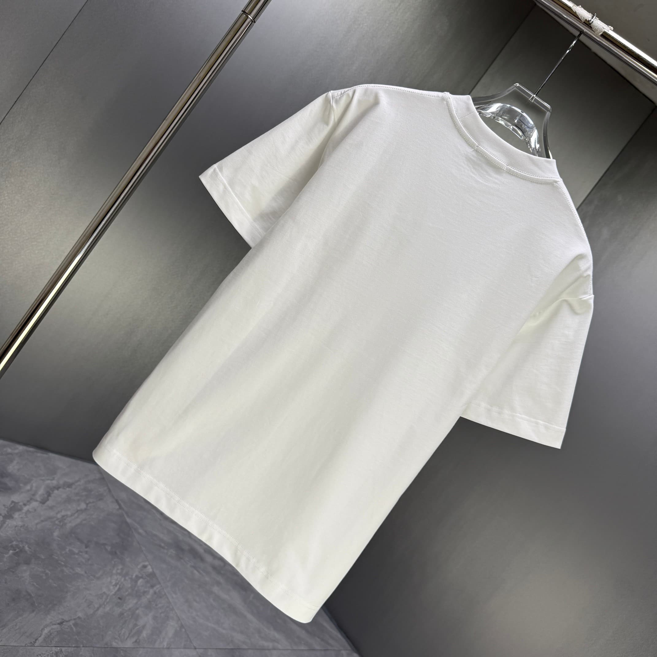 MONC T-shirt(Multiple colors)