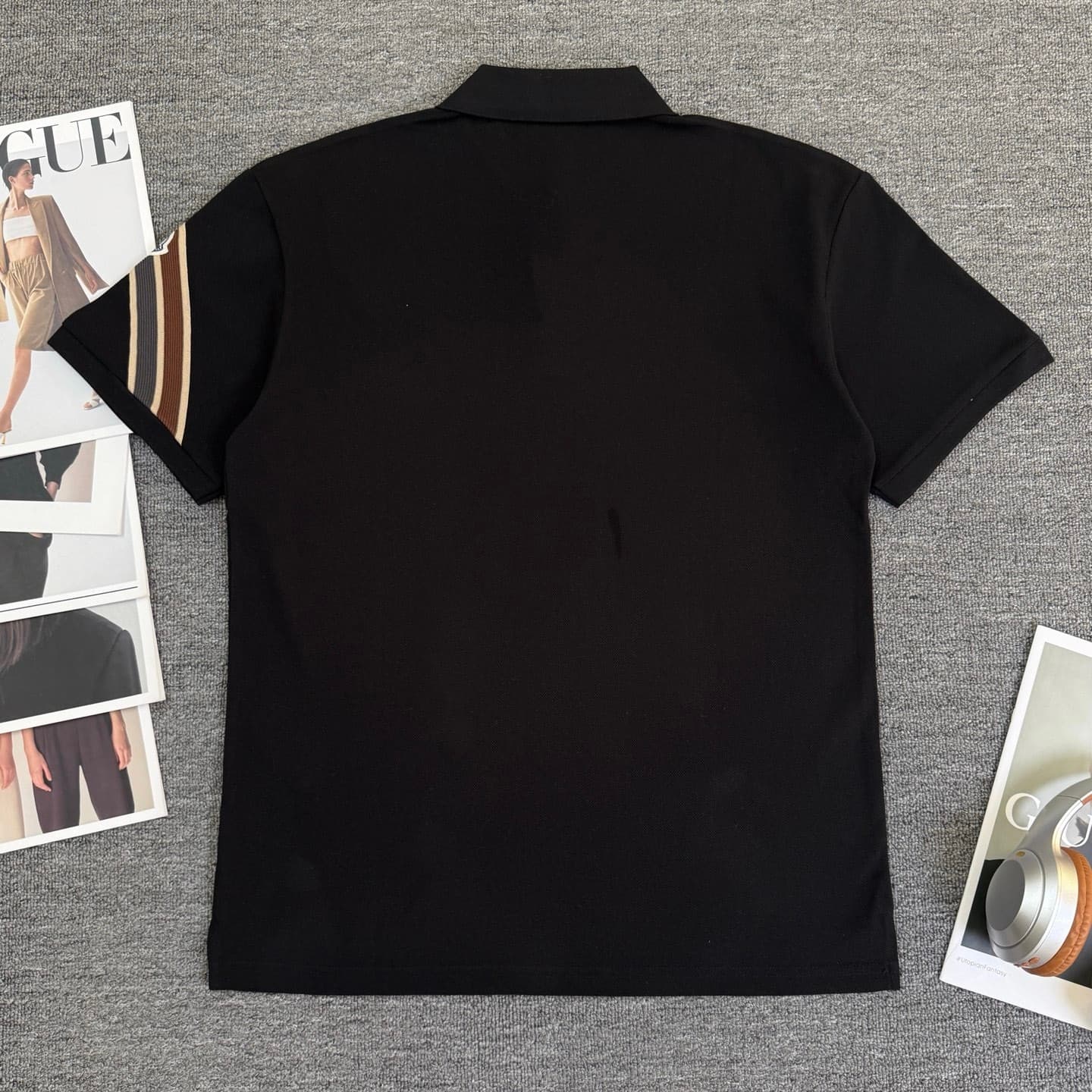 MONC T-shirt(Multiple colors)