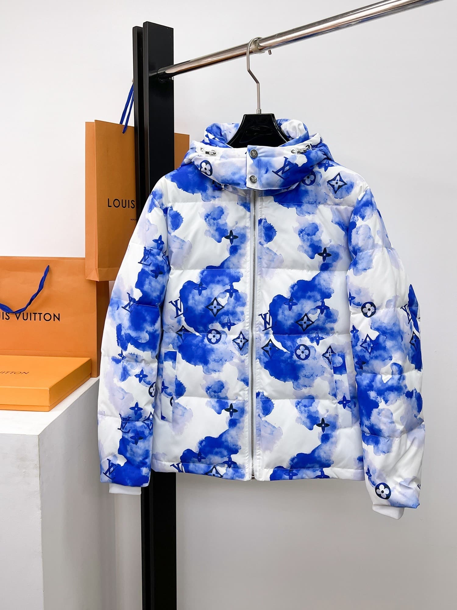 L X V Down Jacket